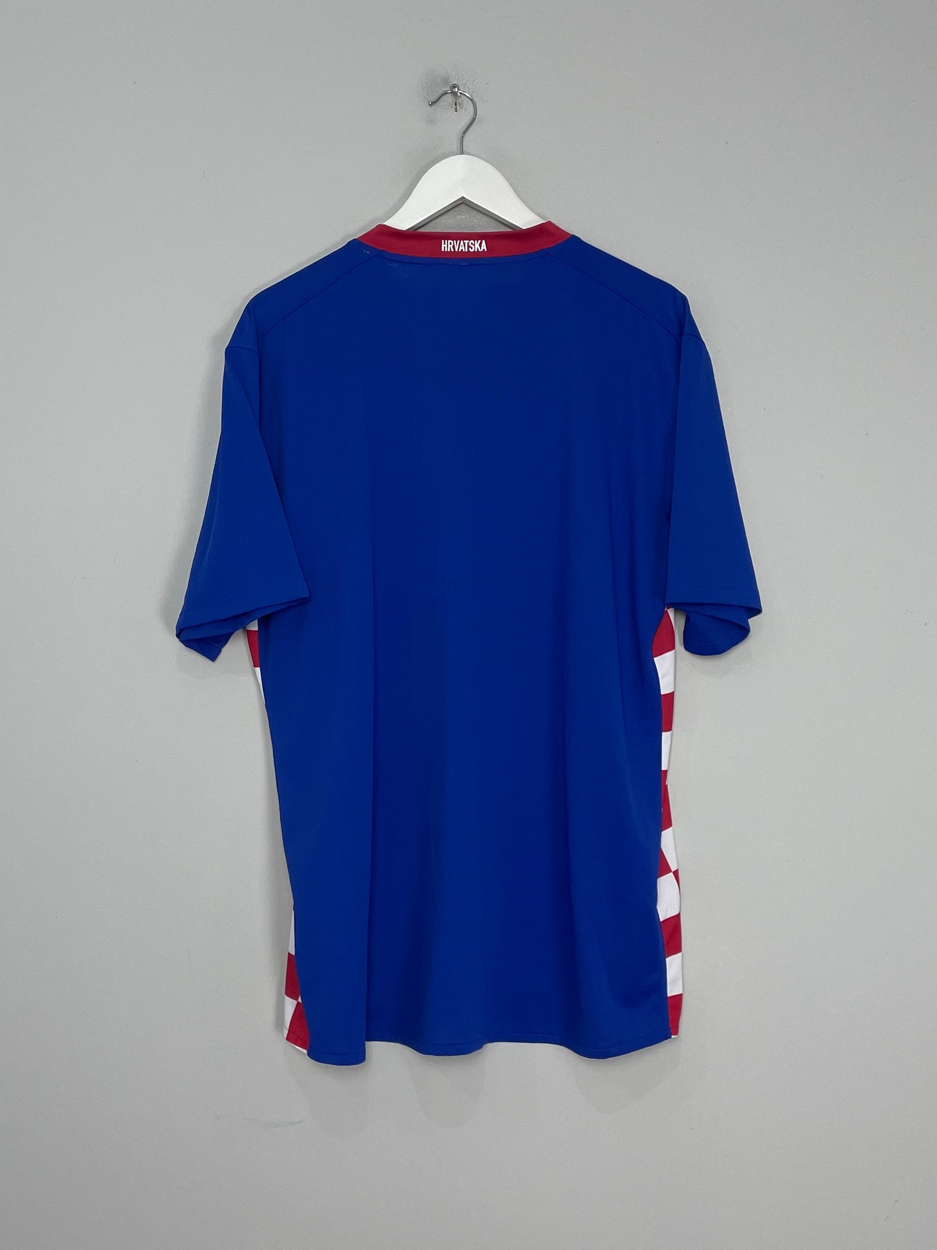 Shop 2007/08 CROATIA AWAY SHIRT (XL) NIKE, classic football shirts, vintage football shirts & retro soccer jerseys at Cult Kits