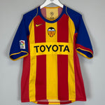 Shop 2004/05 VALENCIA AWAY SHIRT (M) NIKE, classic football shirts, vintage football shirts & retro soccer jerseys at Cult Kits