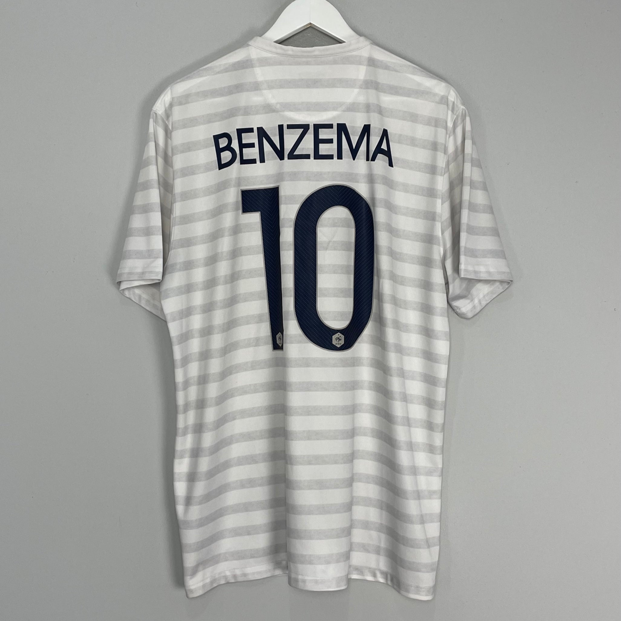 Shop 2014/15 FRANCE BENZEMA #9 AWAY SHIRT (XL) NIKE, classic football shirts, vintage football shirts & retro soccer jerseys at Cult Kits