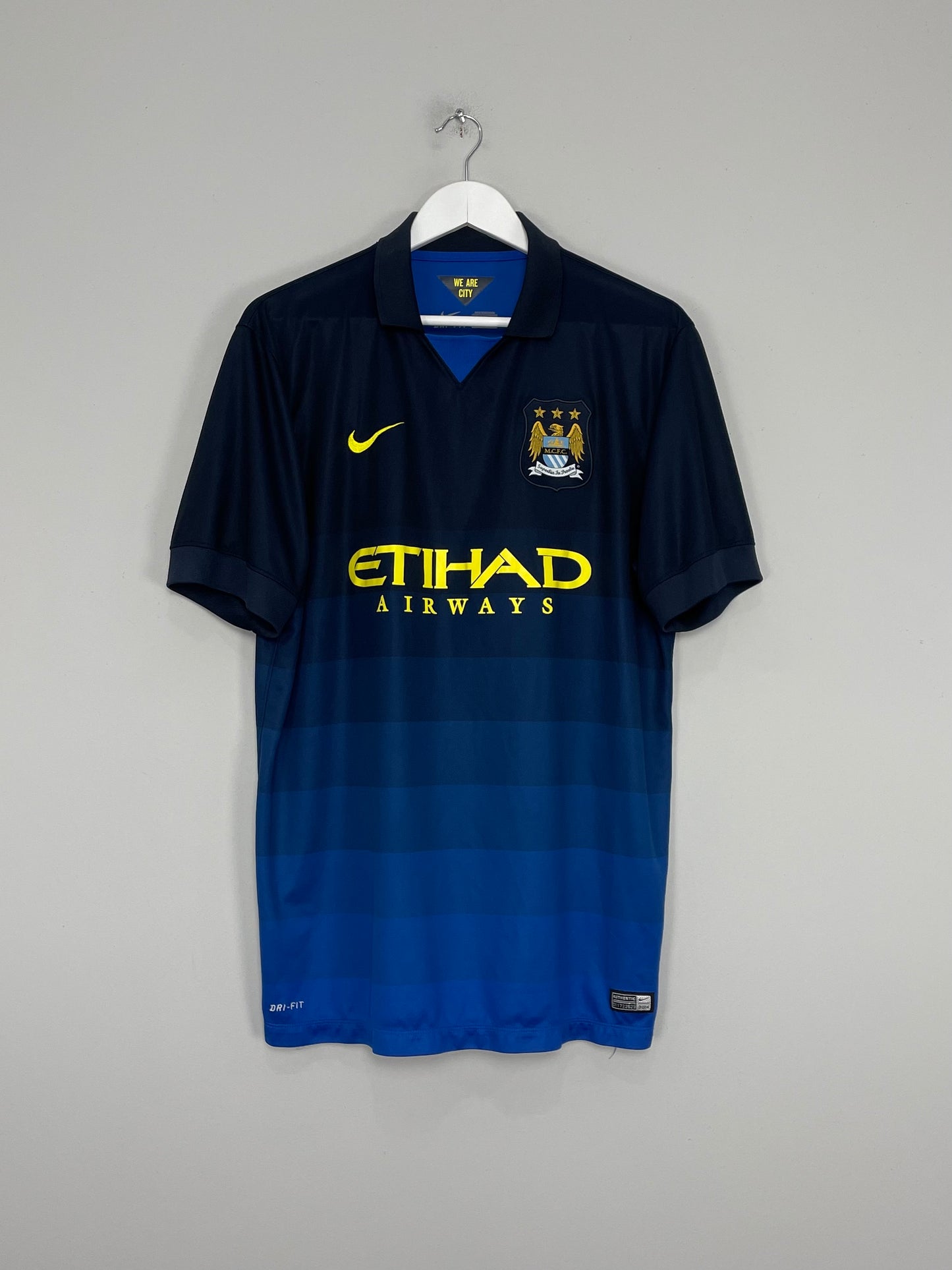 Image of the Manchester City shirt from the 2014/15 season