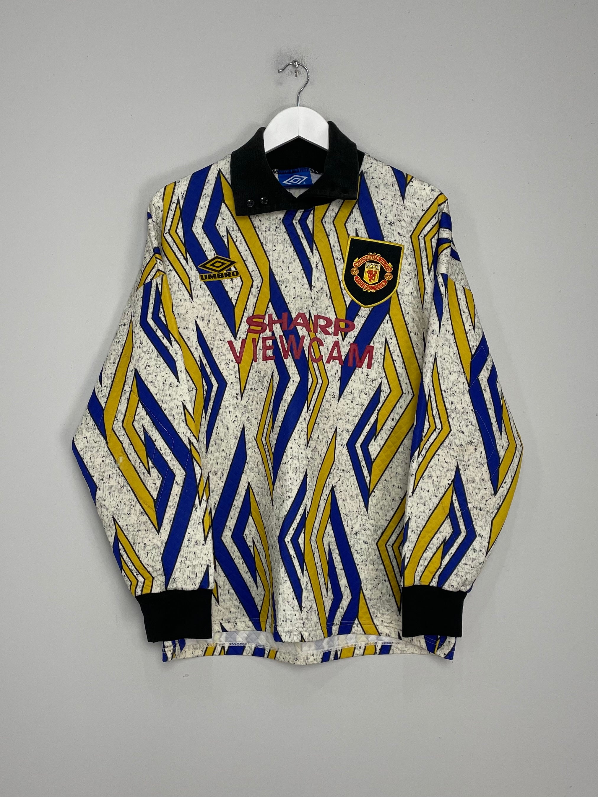Shop 1993/95 MANCHESTER UNITED GK SHIRT (L) UMBRO, classic football shirts, vintage football shirts & retro soccer jerseys at Cult Kits