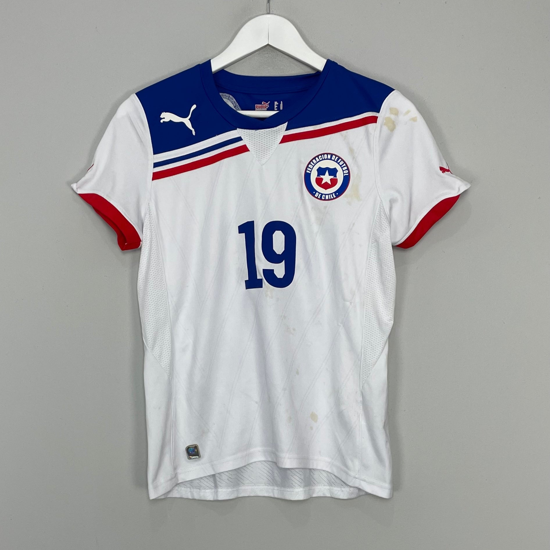 Shop 2011/12 CHILE #19 *MATCH ISSUE* AWAY SHIRT (L.WOMENS) PUMA, classic football shirts, vintage football shirts & retro soccer jerseys at Cult Kits
