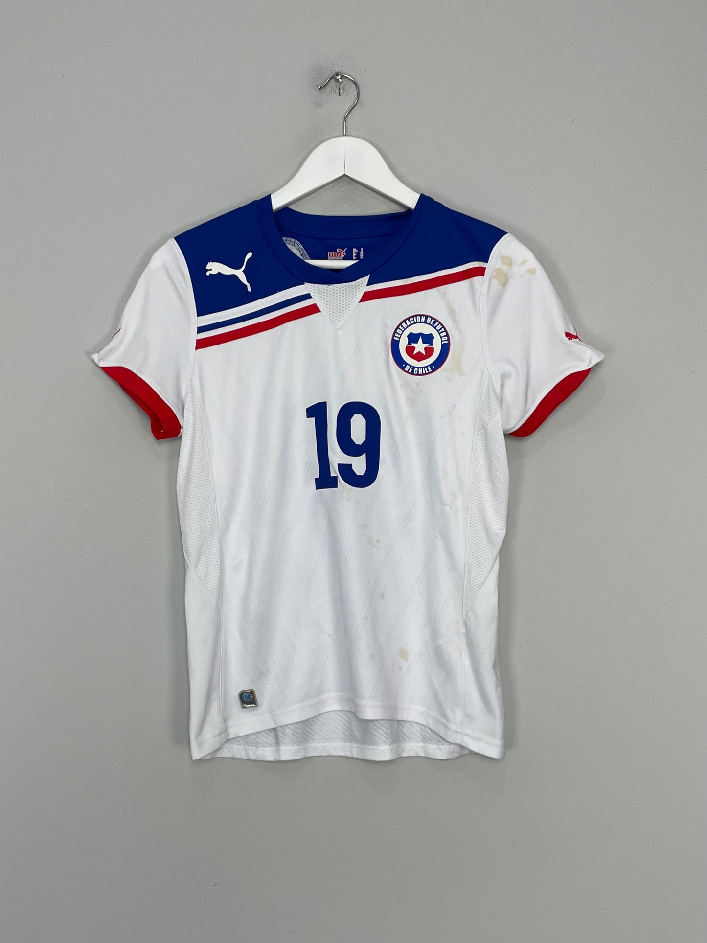 Image of the Chile shirt from the 2011/12 season