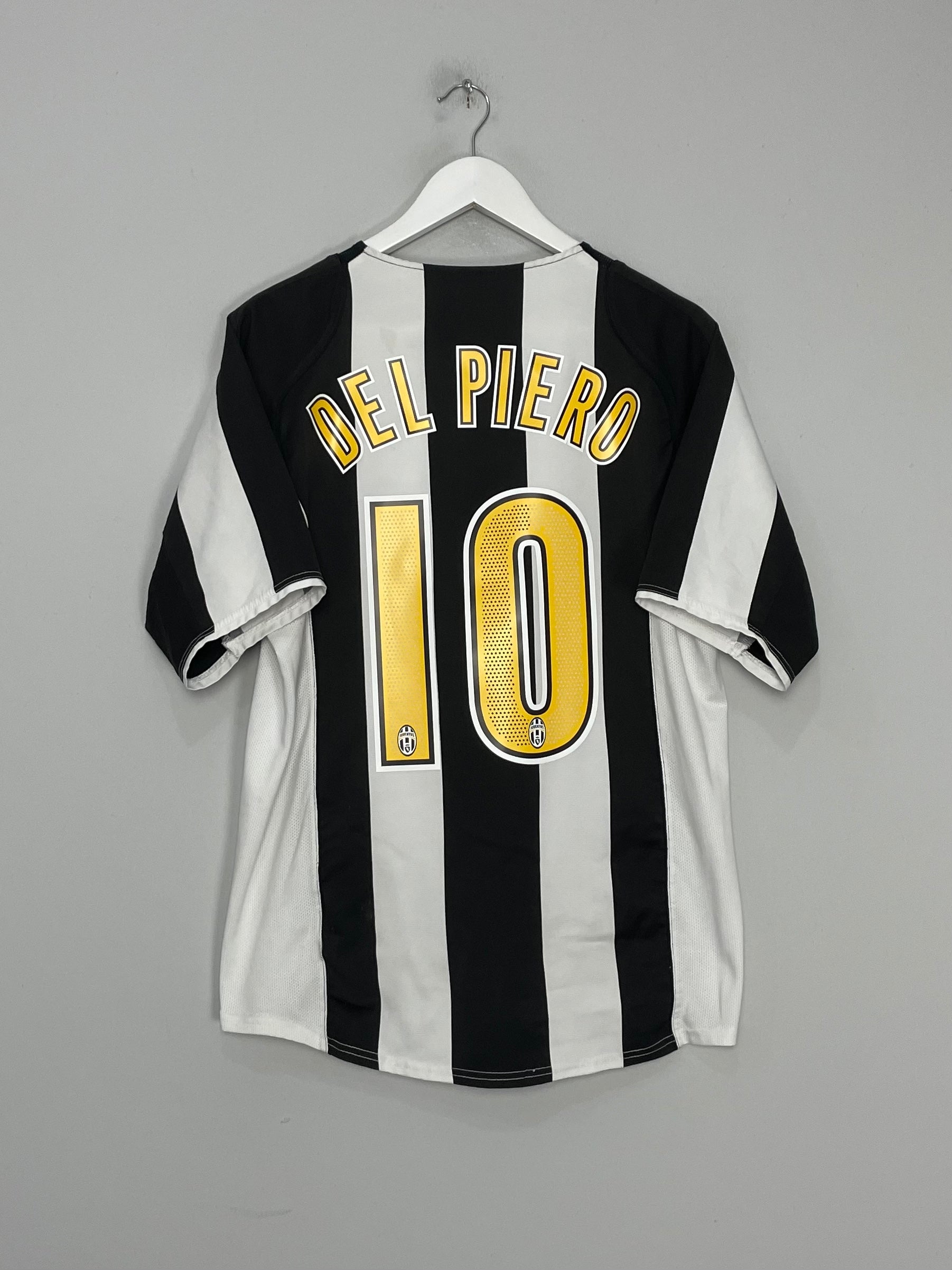 Shop 2004/05 JUVENTUS DEL PIERO #10 HOME SHIRT (M) NIKE, classic football shirts, vintage football shirts & retro soccer jerseys at Cult Kits