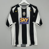 Shop 2004/05 JUVENTUS DEL PIERO #10 HOME SHIRT (M) NIKE, classic football shirts, vintage football shirts & retro soccer jerseys at Cult Kits