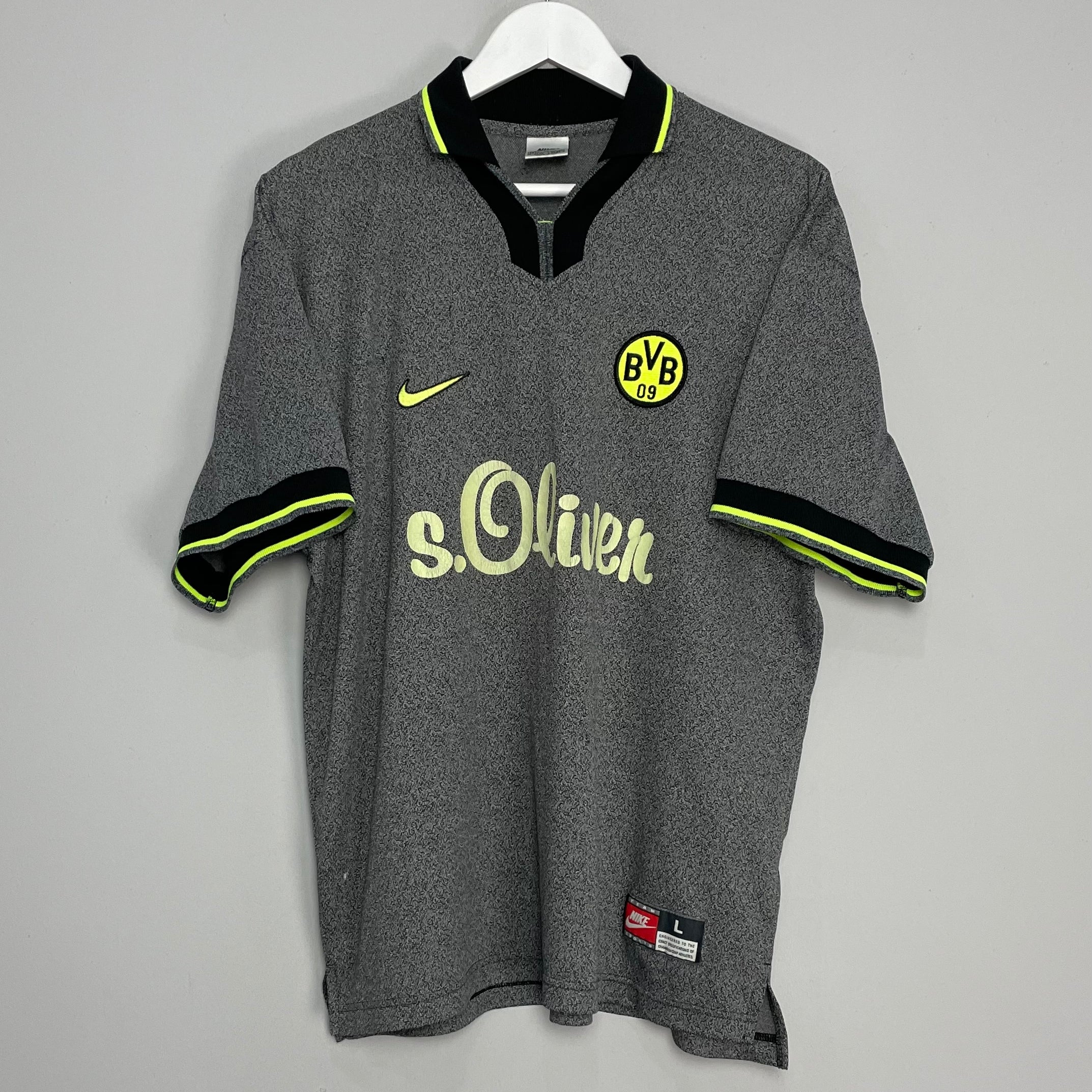 Shop 1997/98 DORTMUND AWAY SHIRT (L) NIKE, classic football shirts, vintage football shirts & retro soccer jerseys at Cult Kits