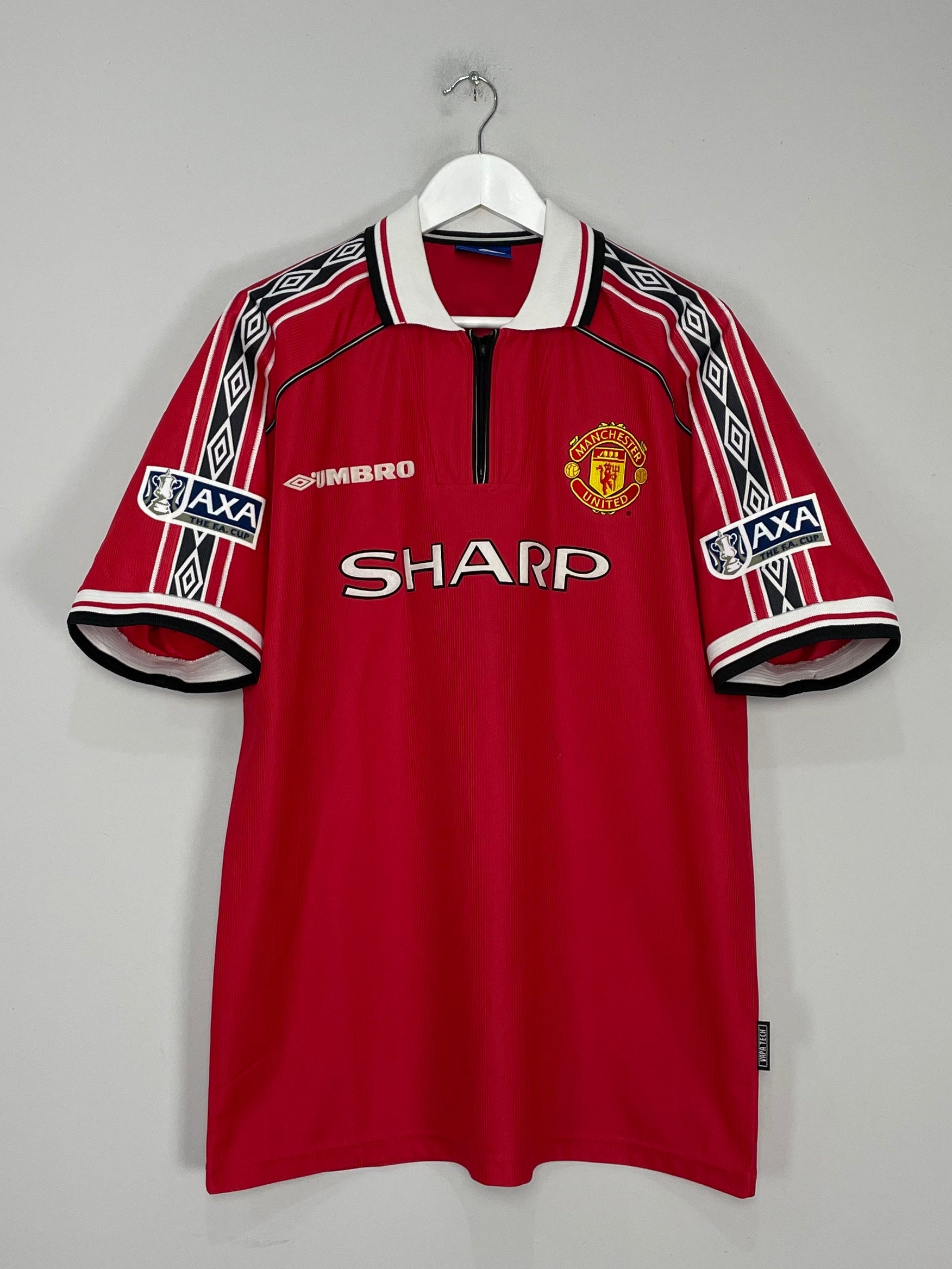 Shop 1998/00 MANCHESTER UNITED BECKHAM #7 *FA CUP* HOME SHIRT (XL) UMBRO, classic football shirts, vintage football shirts & retro soccer jerseys at Cult Kits