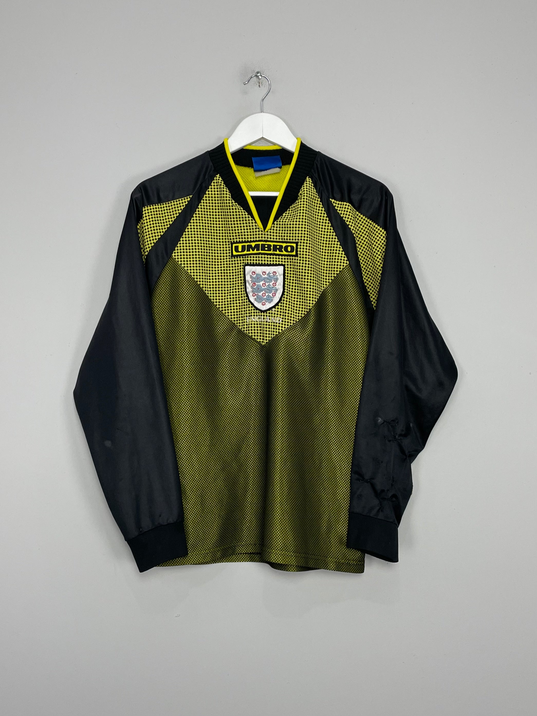 Shop 1998/99 ENGLAND GK SHIRT (M) UMBRO, classic football shirts, vintage football shirts & retro soccer jerseys at Cult Kits