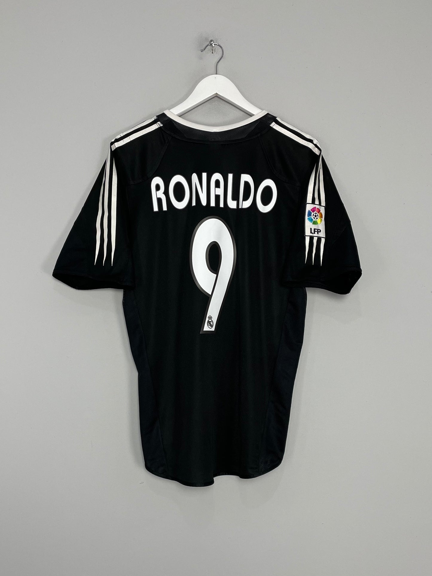 2004/05 REAL MADRID RONALDO #9 AWAY SHIRT (M) ADIDAS