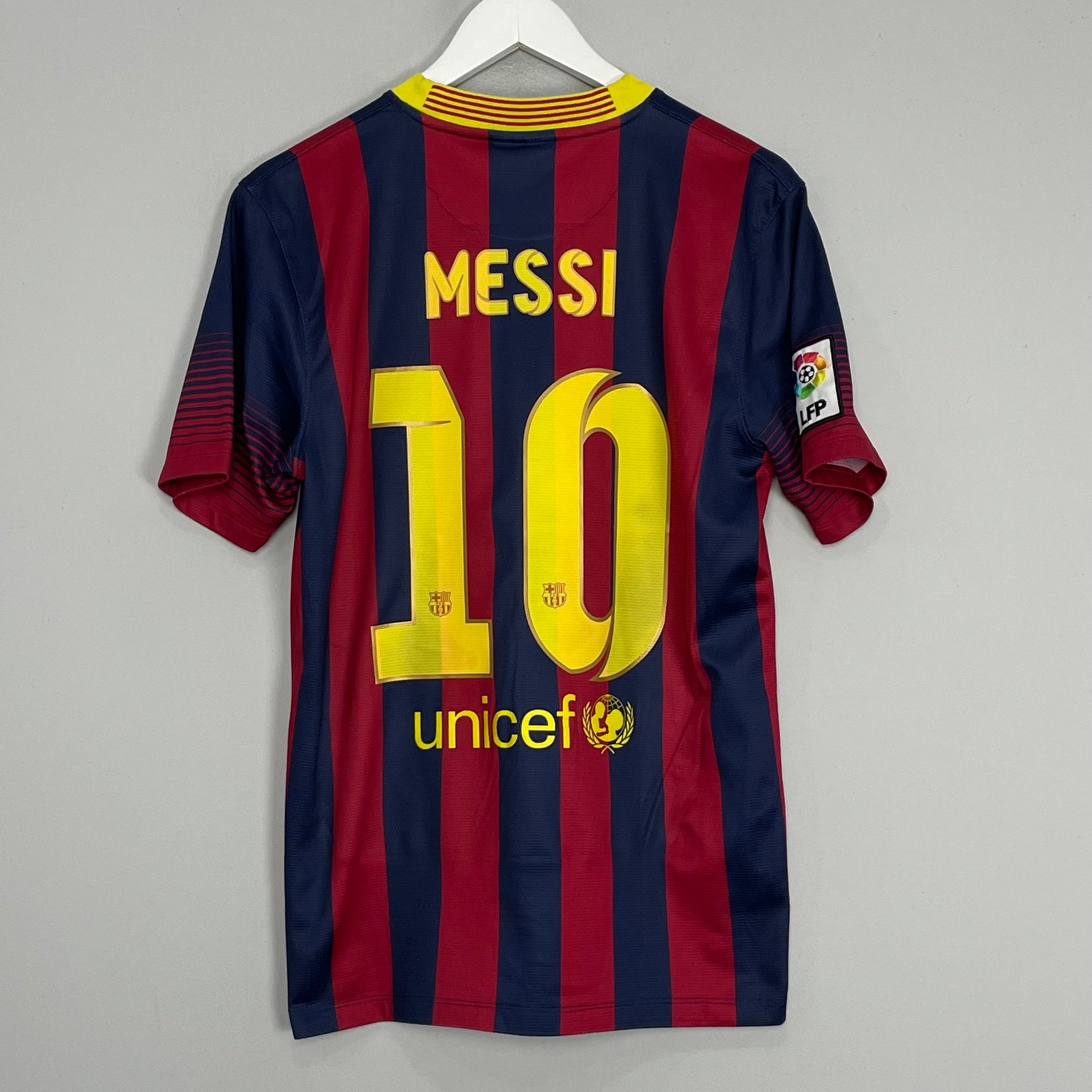 Shop 2013/14 BARCELONA MESSI #10 HOME SHIRT (S) NIKE, classic football shirts, vintage football shirts & retro soccer jerseys at Cult Kits