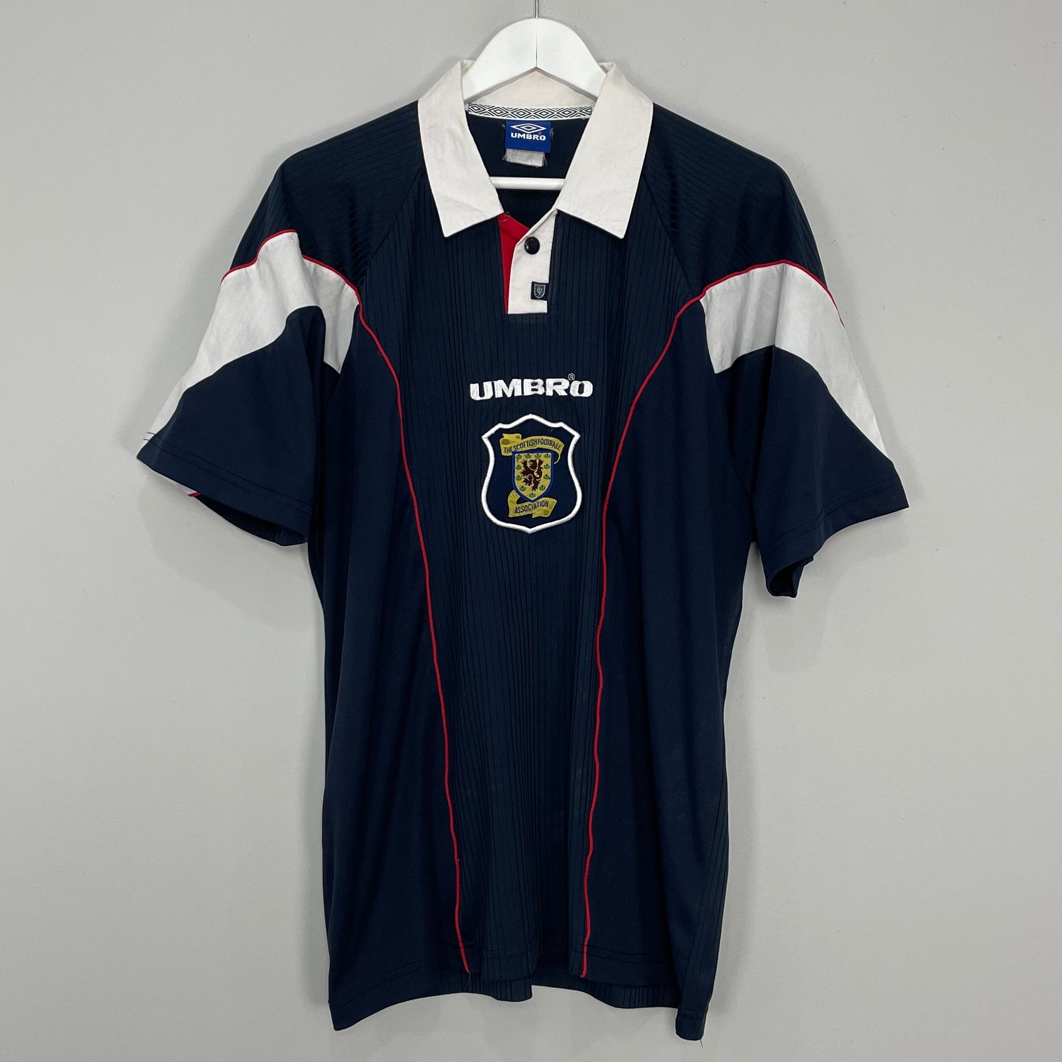 Shop 1996/98 SCOTLAND HOME SHIRT (XL) UMBRO, classic football shirts, vintage football shirts & retro soccer jerseys at Cult Kits