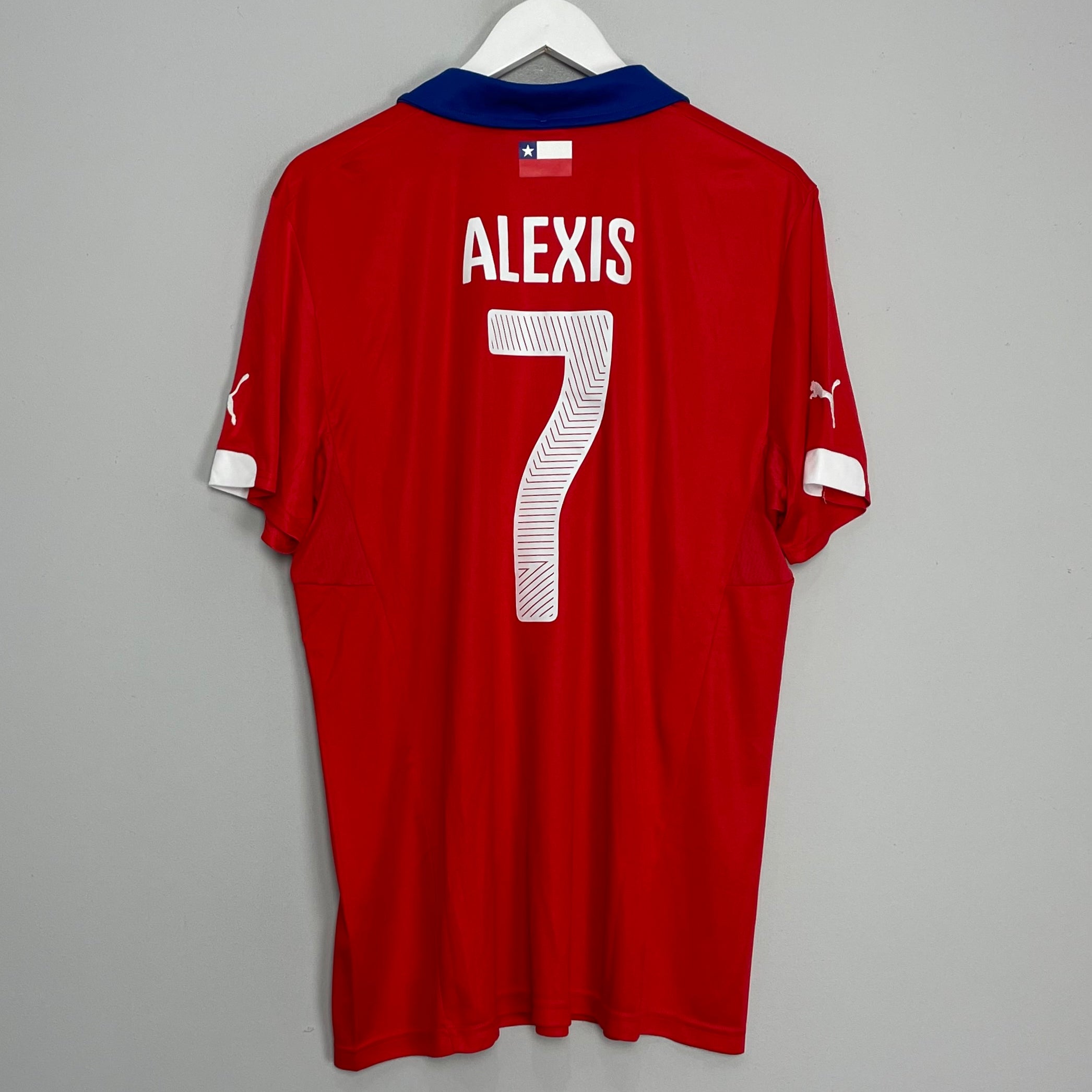 Shop 2014/15 CHILE ALEXIS #7 HOME SHIRT (XL) PUMA, classic football shirts, vintage football shirts & retro soccer jerseys at Cult Kits