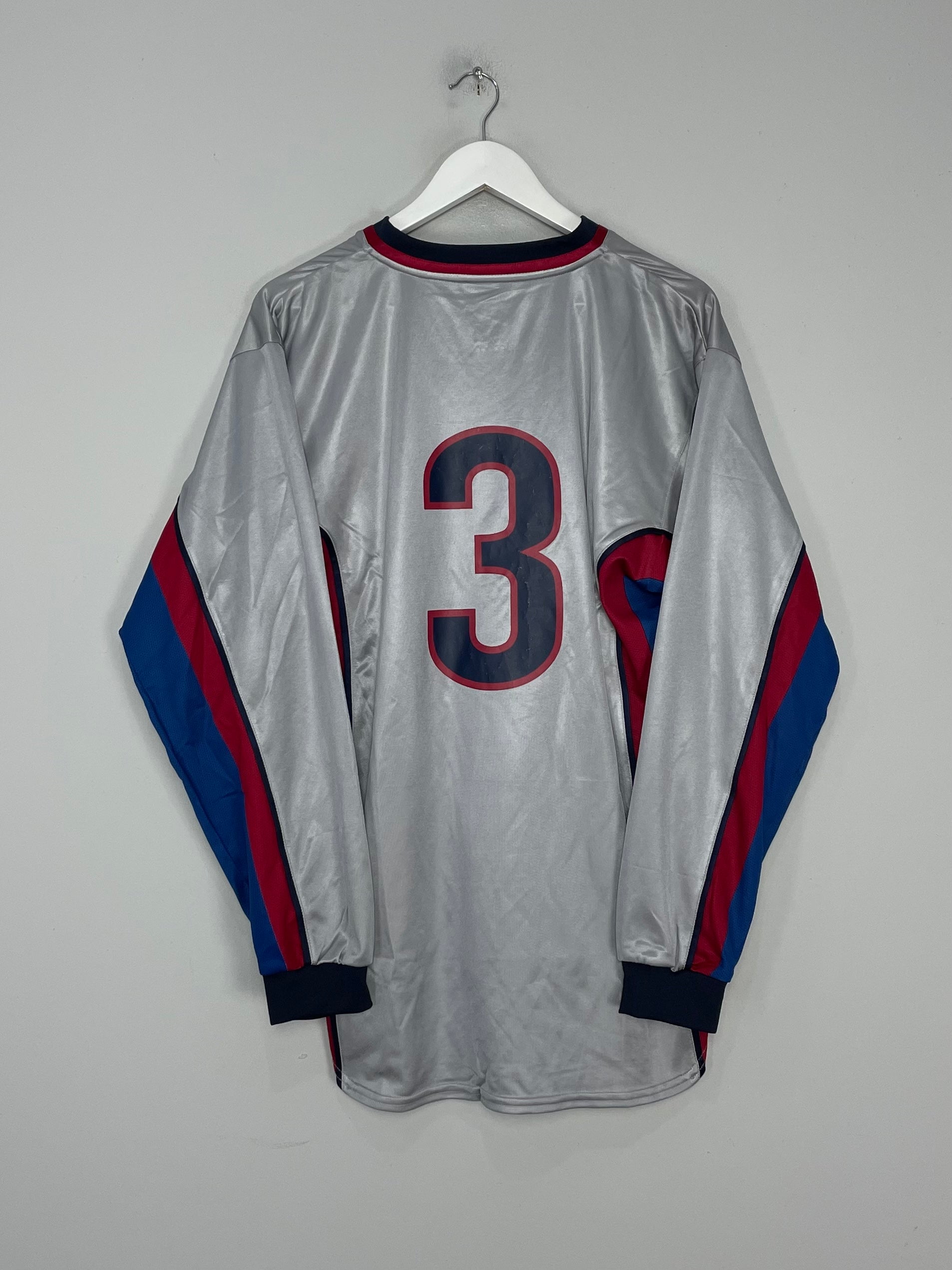 Shop 1998/01 BARCELONA #3 *PLAYER ISSUE* L/S AWAY SHIRT (XL) NIKE, classic football shirts, vintage football shirts & retro soccer jerseys at Cult Kits
