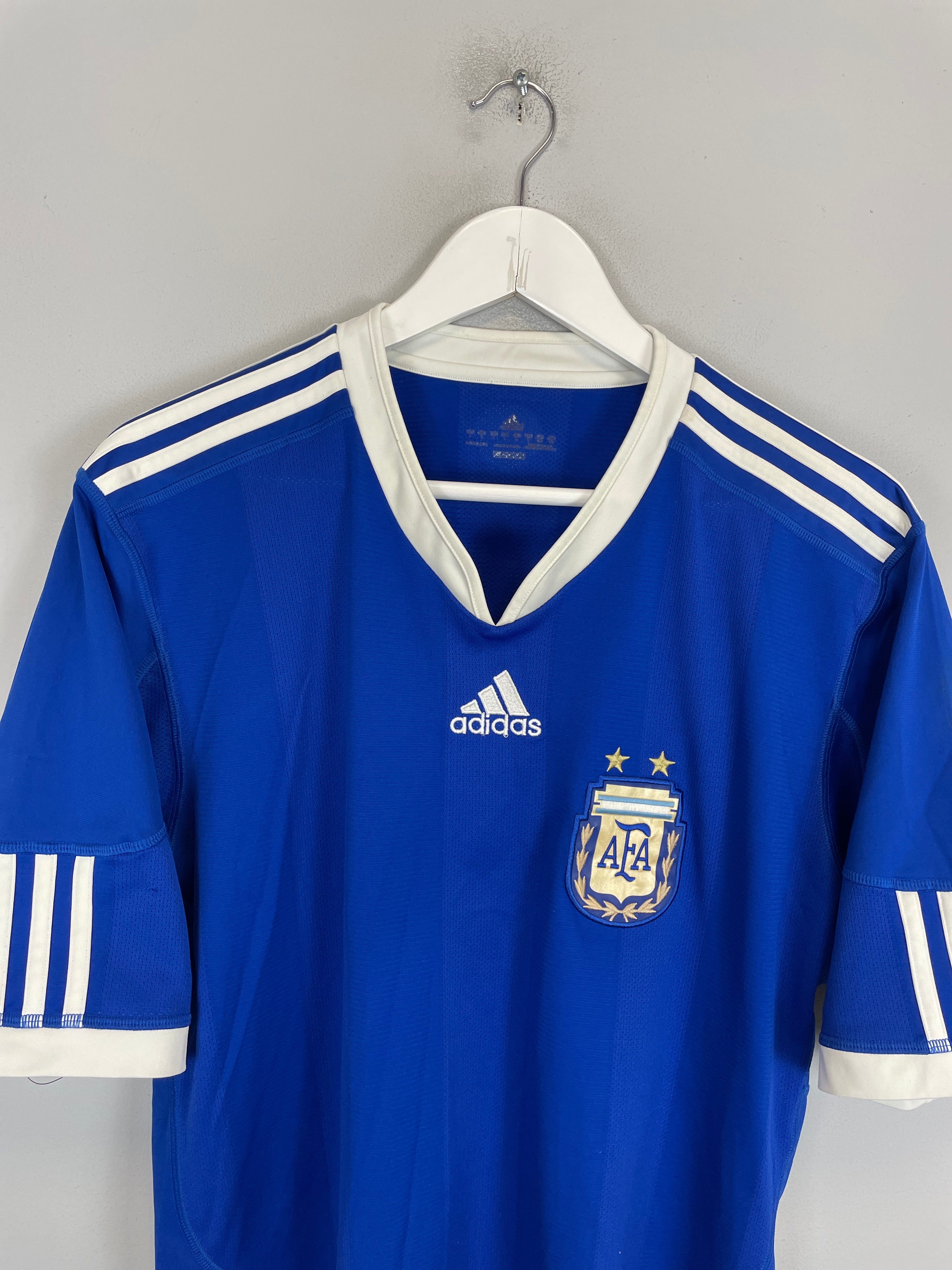 Shop 2010/11 ARGENTINA AWAY SHIRT (L) ADIDAS, classic football shirts, vintage football shirts & retro soccer jerseys at Cult Kits