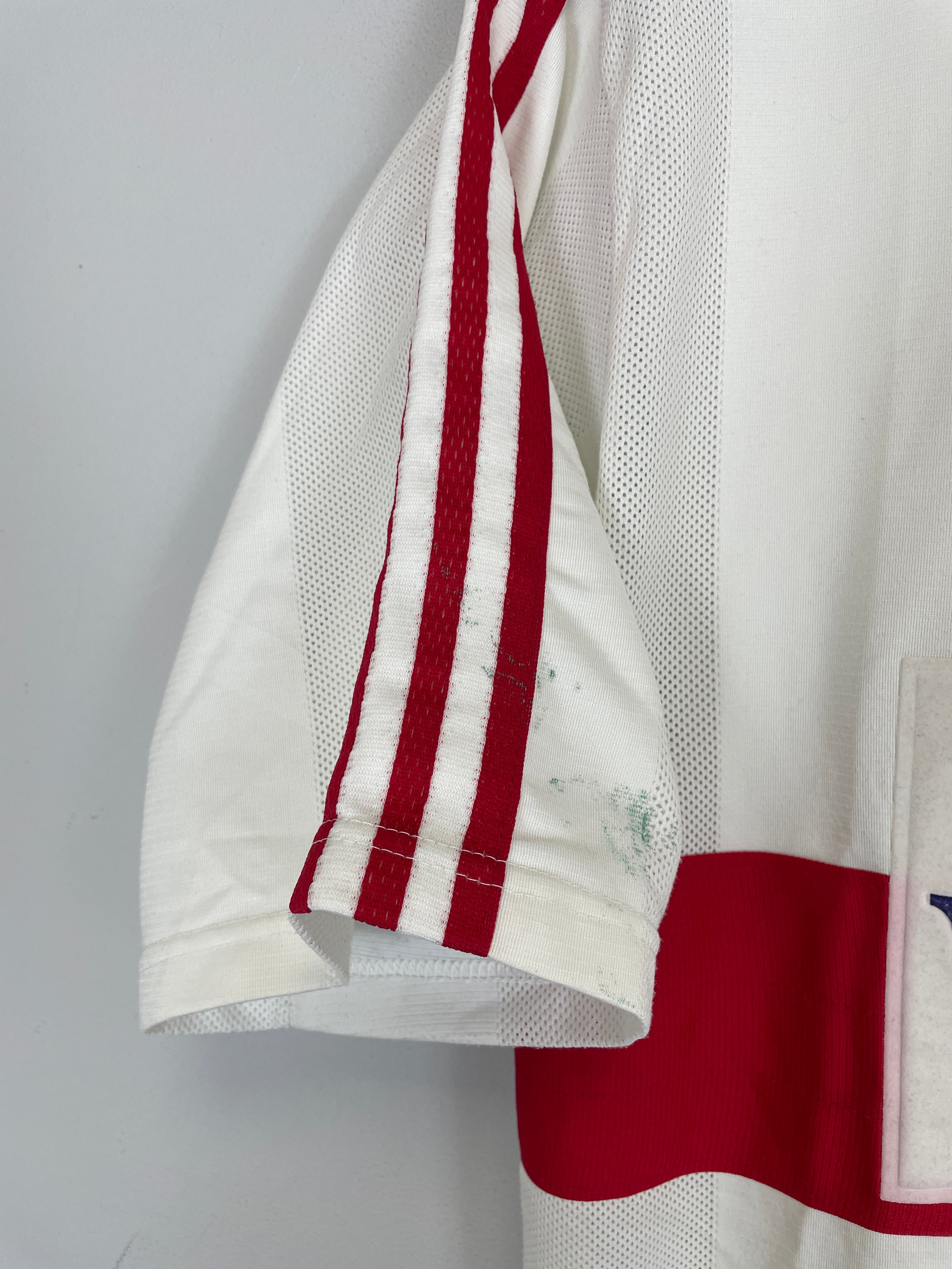 Shop 1996/97 STUTTGART HOME SHIRT (M) ADIDAS, classic football shirts, vintage football shirts & retro soccer jerseys at Cult Kits