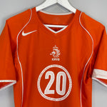 Shop 2004/06 NETHERLANDS SEEDORF #20 HOME SHIRT (M) NIKE, classic football shirts, vintage football shirts & retro soccer jerseys at Cult Kits