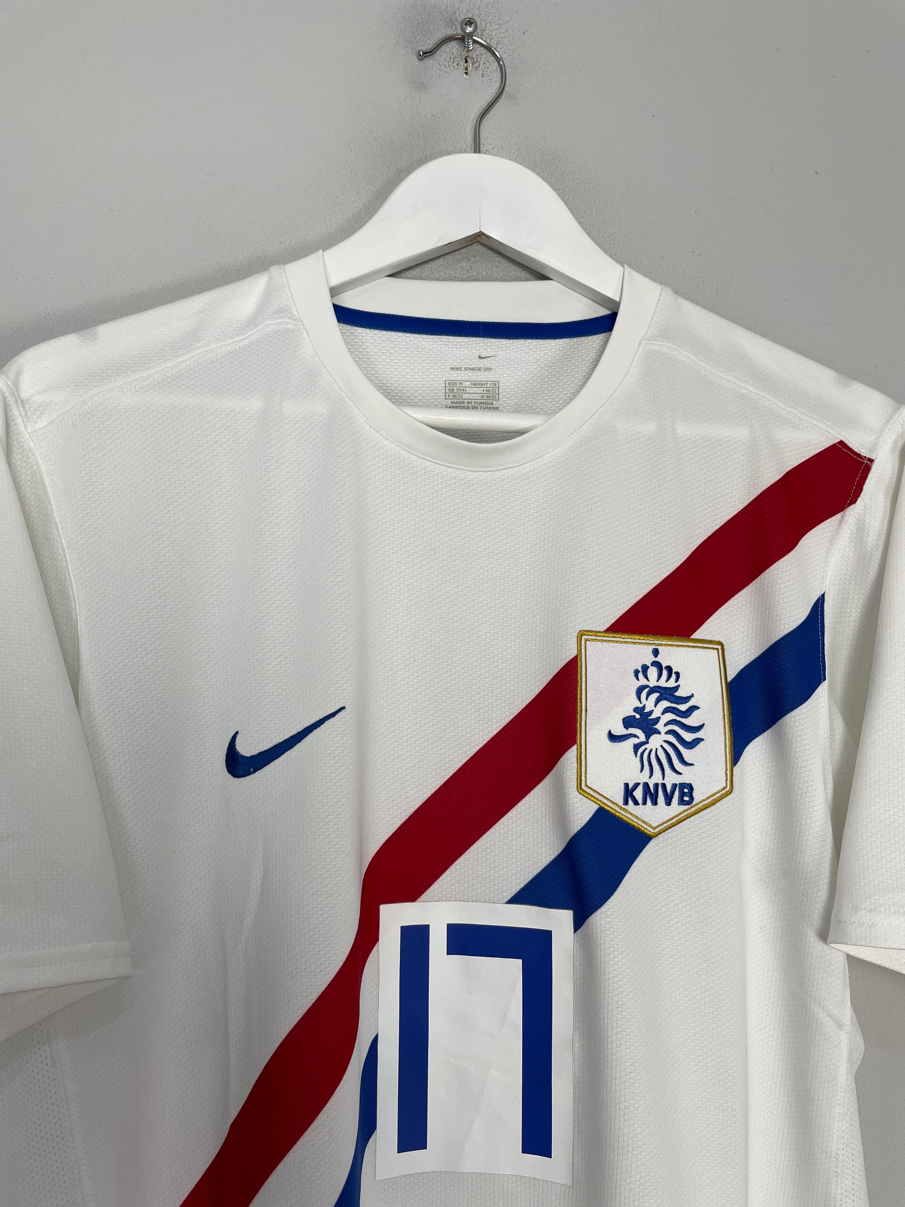 Shop 2006/08 NETHERLANDS V.PERSIE #17 AWAY SHIRT (M) NIKE, classic football shirts, vintage football shirts & retro soccer jerseys at Cult Kits