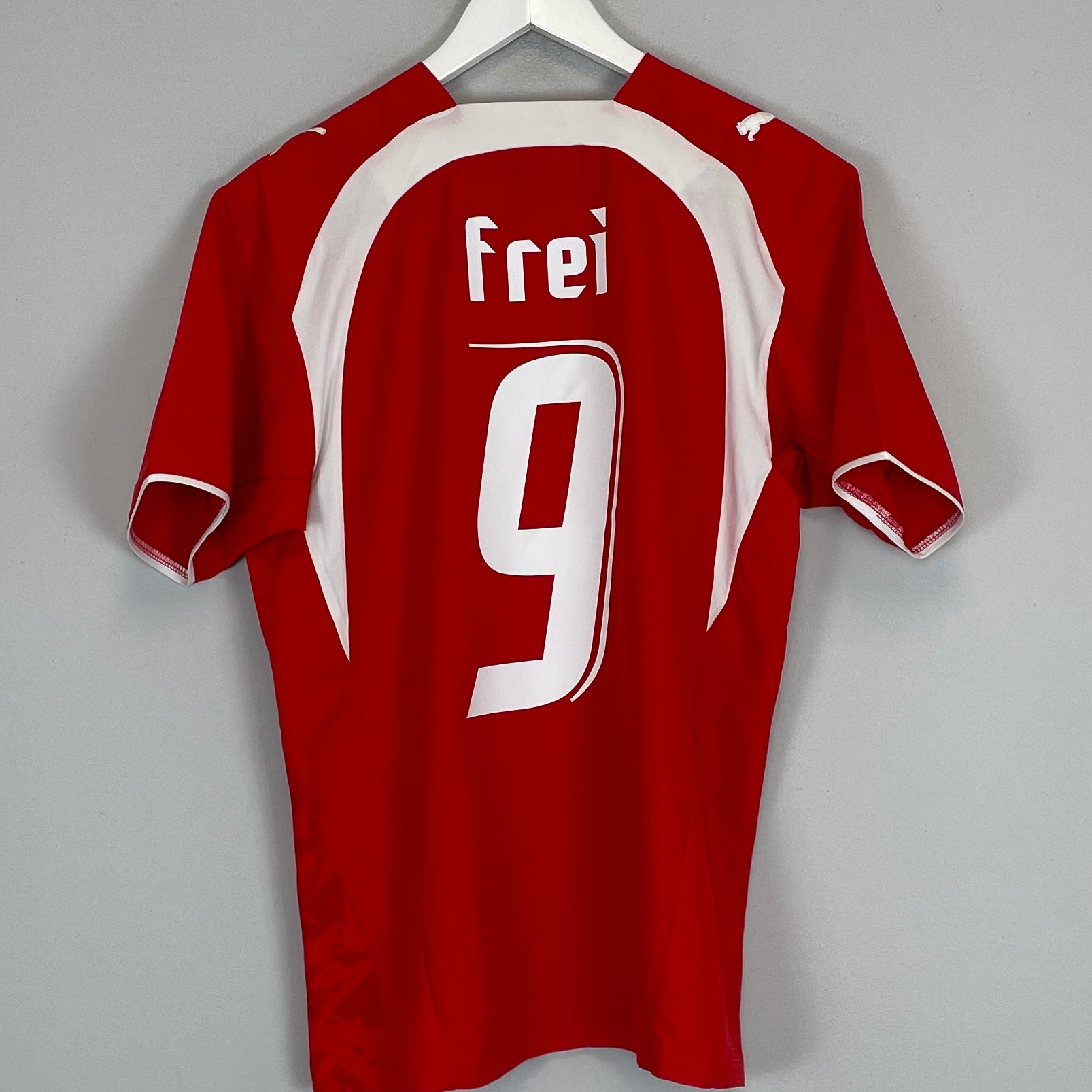 Shop 2006/07 SWITZERLAND FREI #9 HOME SHIRT (S) PUMA, classic football shirts, vintage football shirts & retro soccer jerseys at Cult Kits