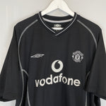 Shop 2000/01 MANCHESTER UNITED BARTHEZ #1 GK SHIRT (XXL) UMBRO, classic football shirts, vintage football shirts & retro soccer jerseys at Cult Kits