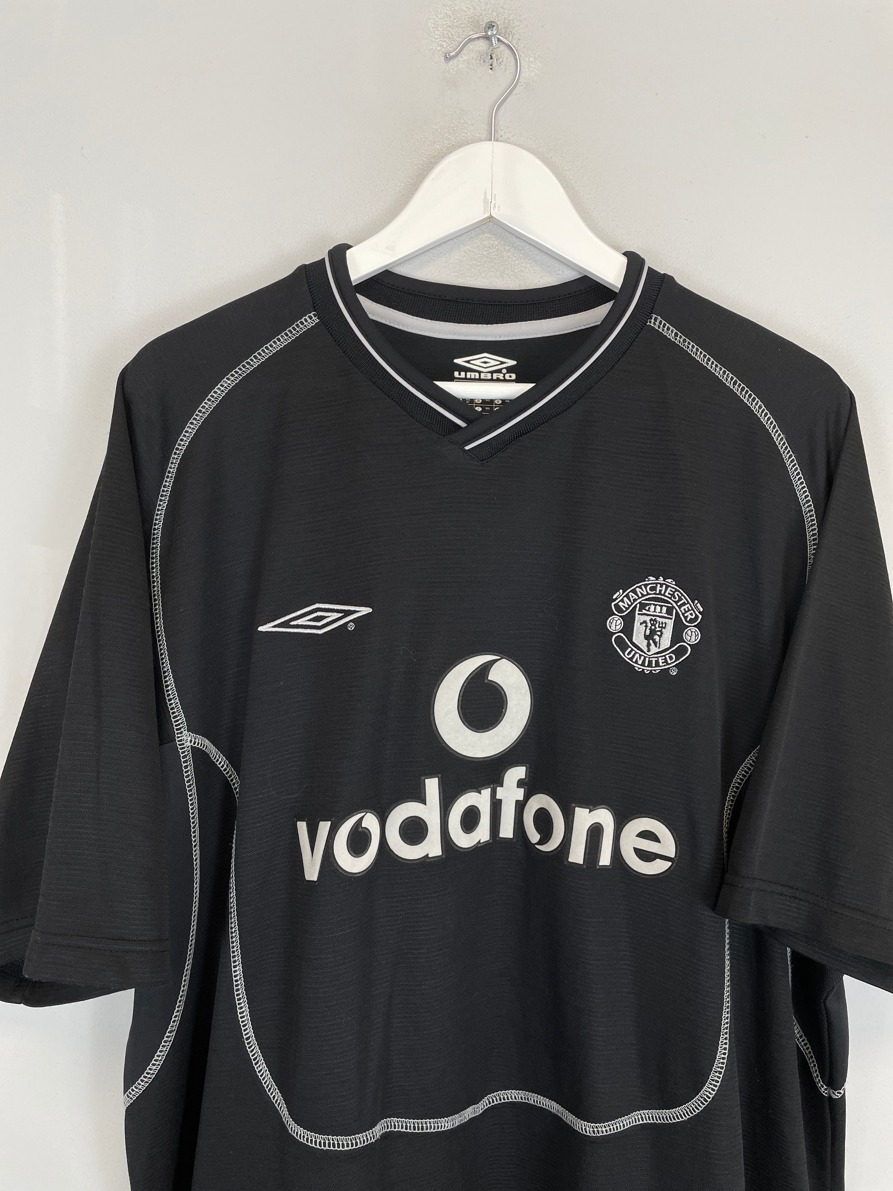 Shop 2000/01 MANCHESTER UNITED BARTHEZ #1 GK SHIRT (XXL) UMBRO, classic football shirts, vintage football shirts & retro soccer jerseys at Cult Kits