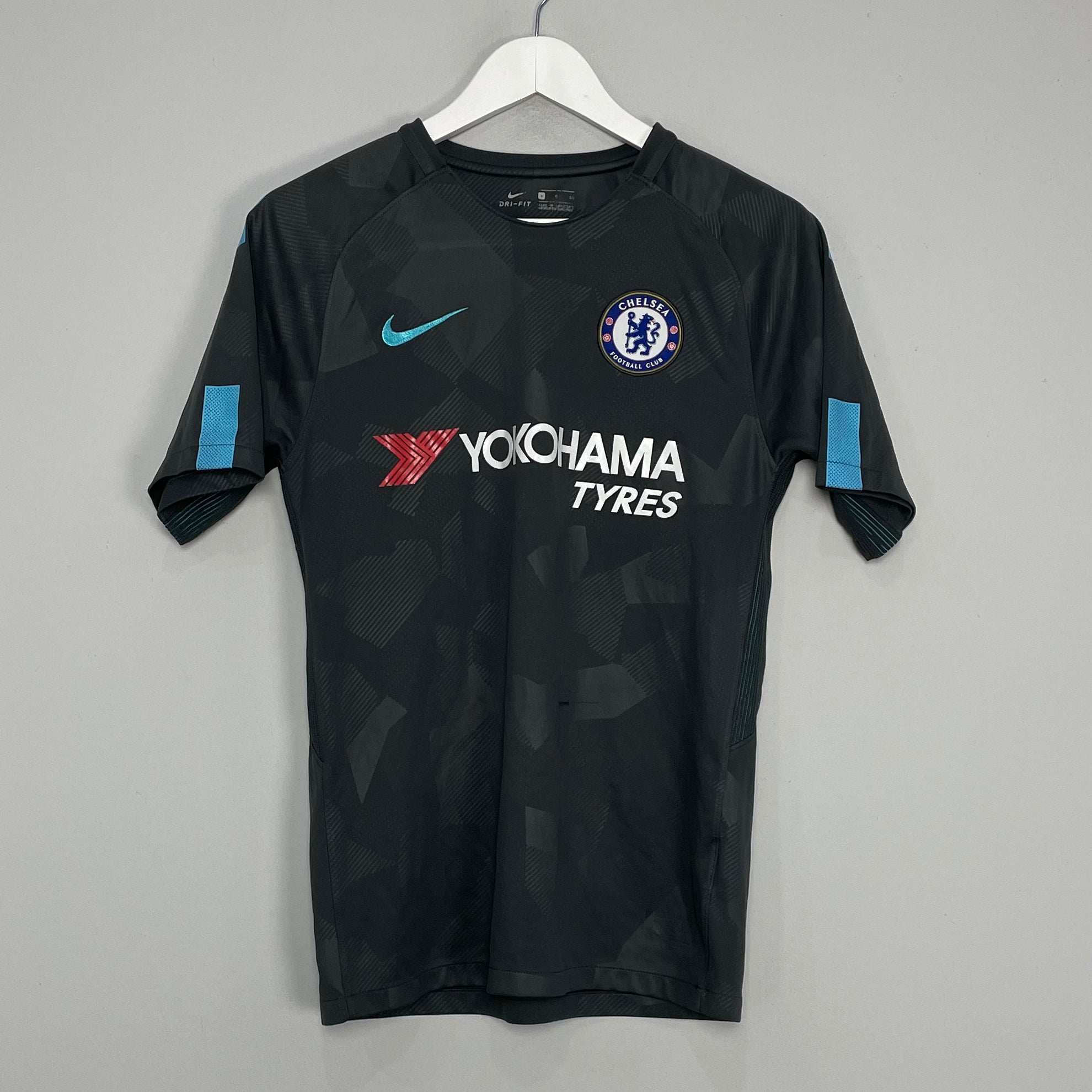 Shop 2017/18 CHELSEA THIRD SHIRT (S) NIKE, classic football shirts, vintage football shirts & retro soccer jerseys at Cult Kits