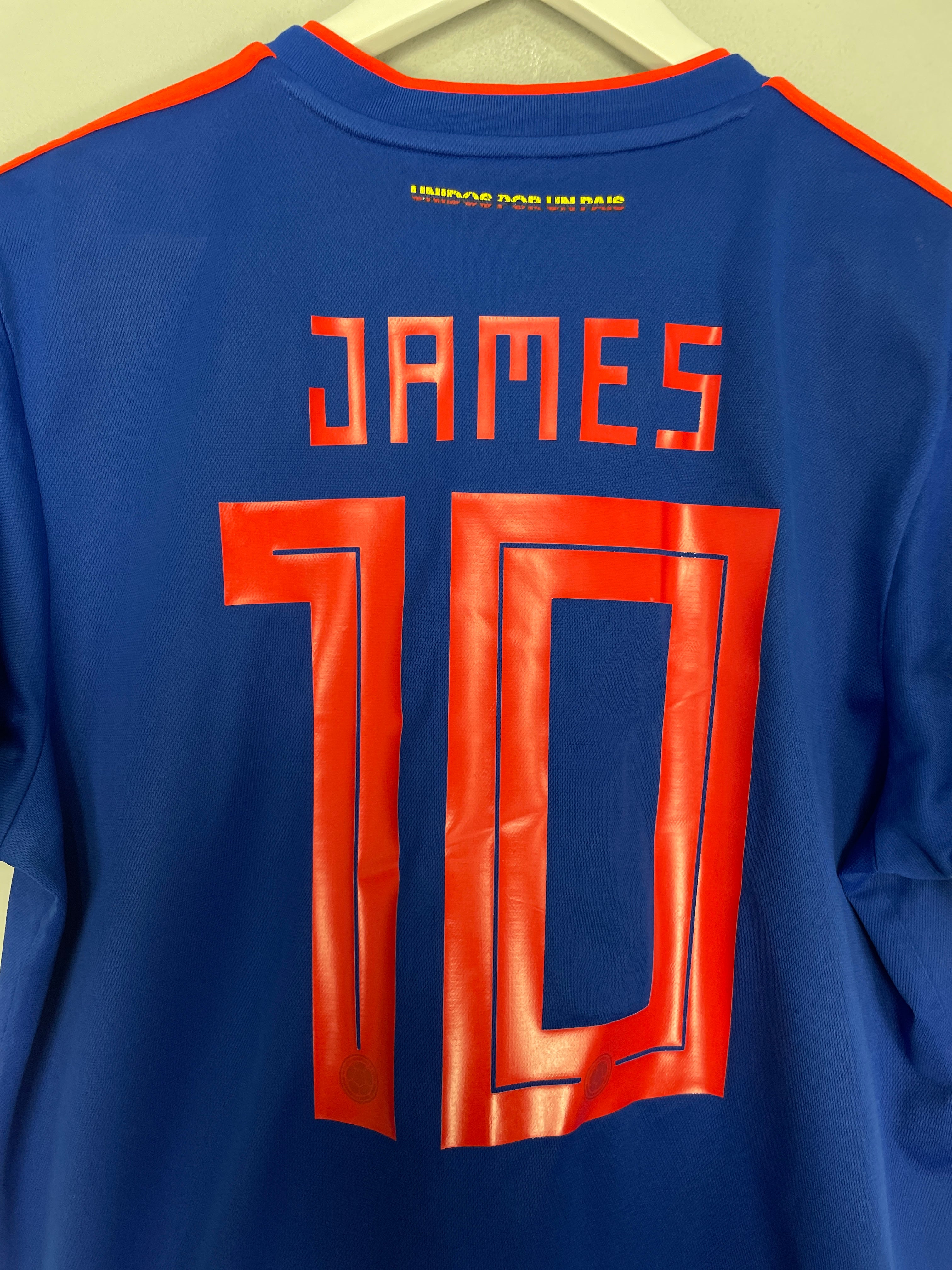 Shop 2018/19 COLOMBIA JAMES #10 AWAY SHIRT (L) ADIDAS, classic football shirts, vintage football shirts & retro soccer jerseys at Cult Kits