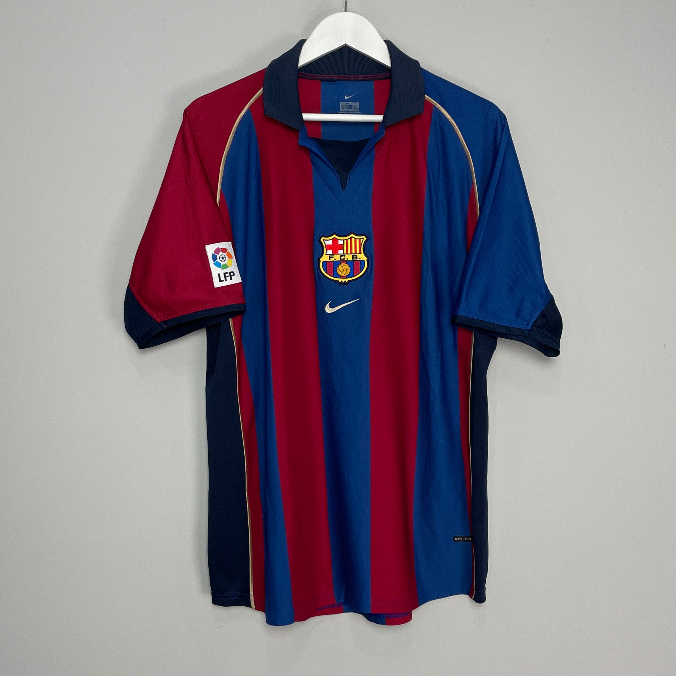 Shop 2001/02 BARCELONA HOME SHIRT (L) NIKE, classic football shirts, vintage football shirts & retro soccer jerseys at Cult Kits