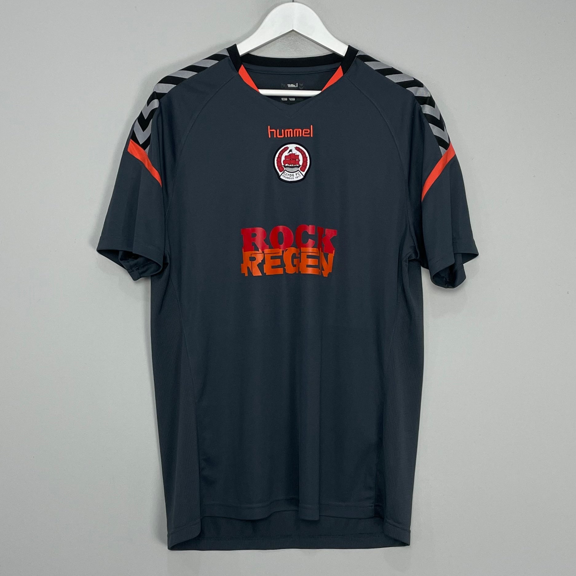 Shop 2017/18 CLYDE FC AWAY SHIRT (XL) HUMMEL, classic football shirts, vintage football shirts & retro soccer jerseys at Cult Kits