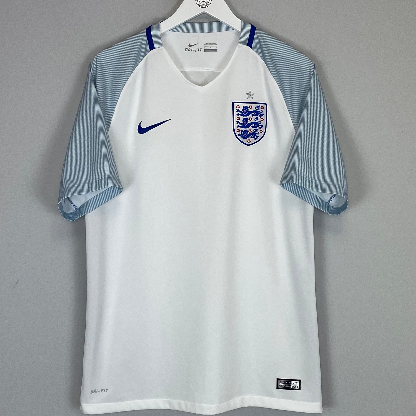 Shop 2016/17 ENGLAND HOME SHIRT (L) NIKE, classic football shirts, vintage football shirts & retro soccer jerseys at Cult Kits