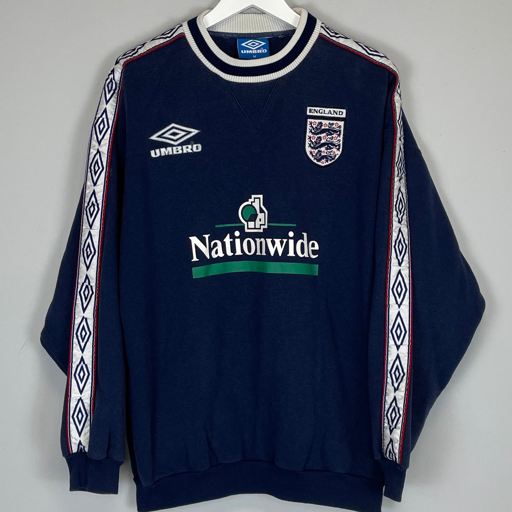 Shop 1999/00 ENGLAND JUMPER (M) UMBRO, classic football shirts, vintage football shirts & retro soccer jerseys at Cult Kits