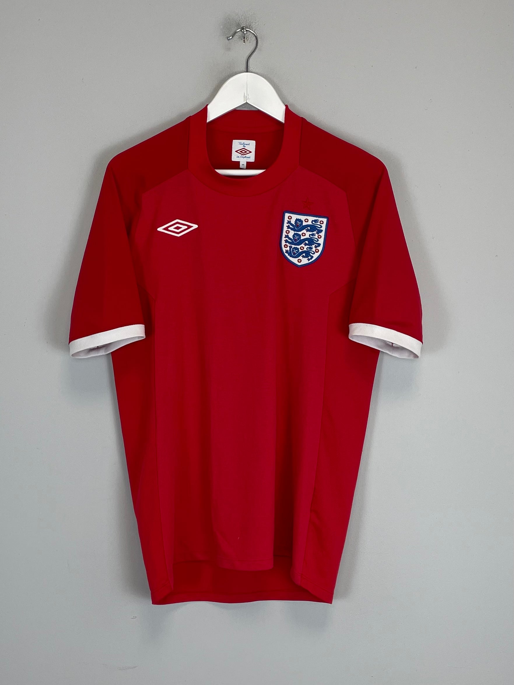 Shop 2010/12 ENGLAND AWAY SHIRT (M) UMBRO, classic football shirts, vintage football shirts & retro soccer jerseys at Cult Kits