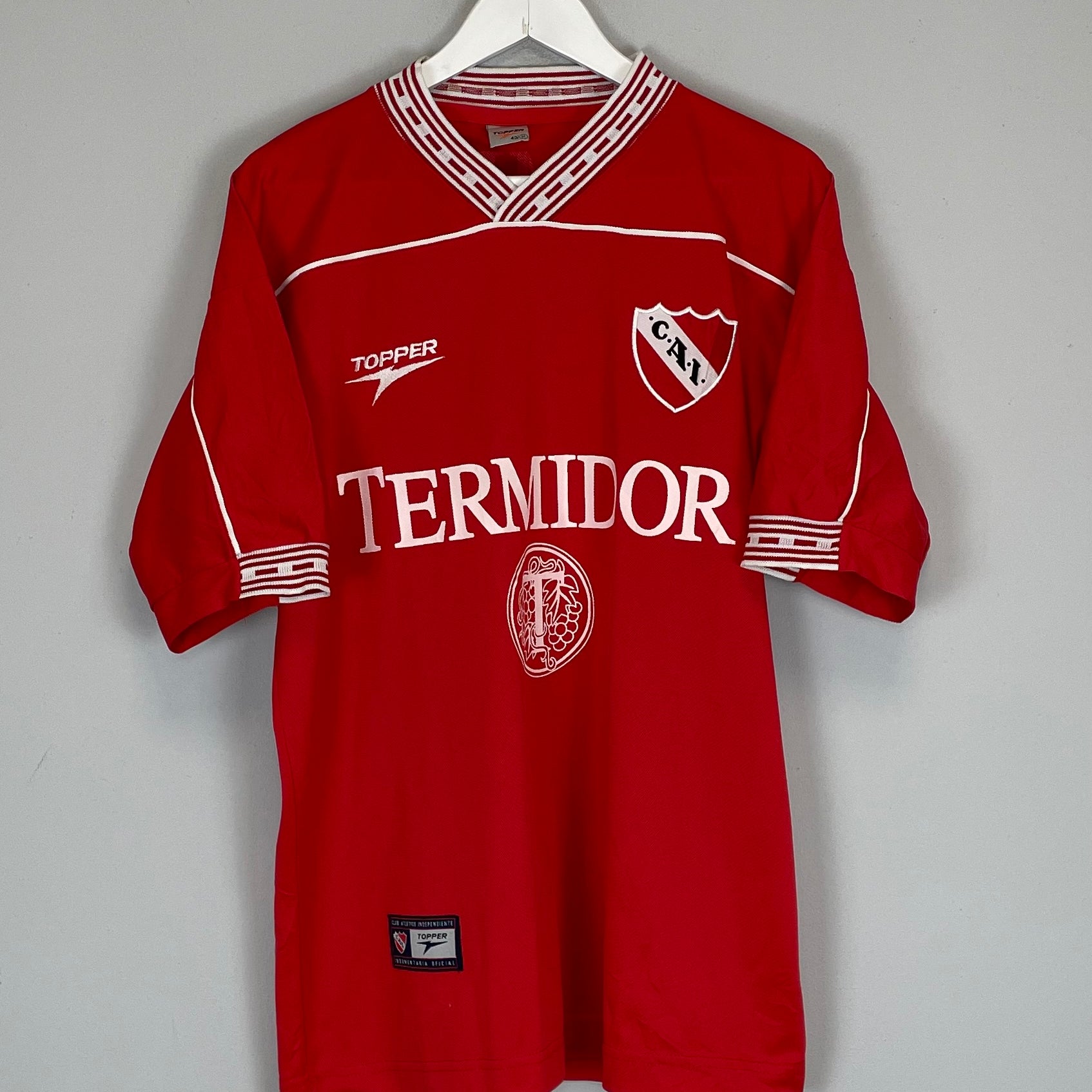 Shop 1999/00 INDEPENDIENTE #8 HOME SHIRT (M) TOPPER, classic football shirts, vintage football shirts & retro soccer jerseys at Cult Kits