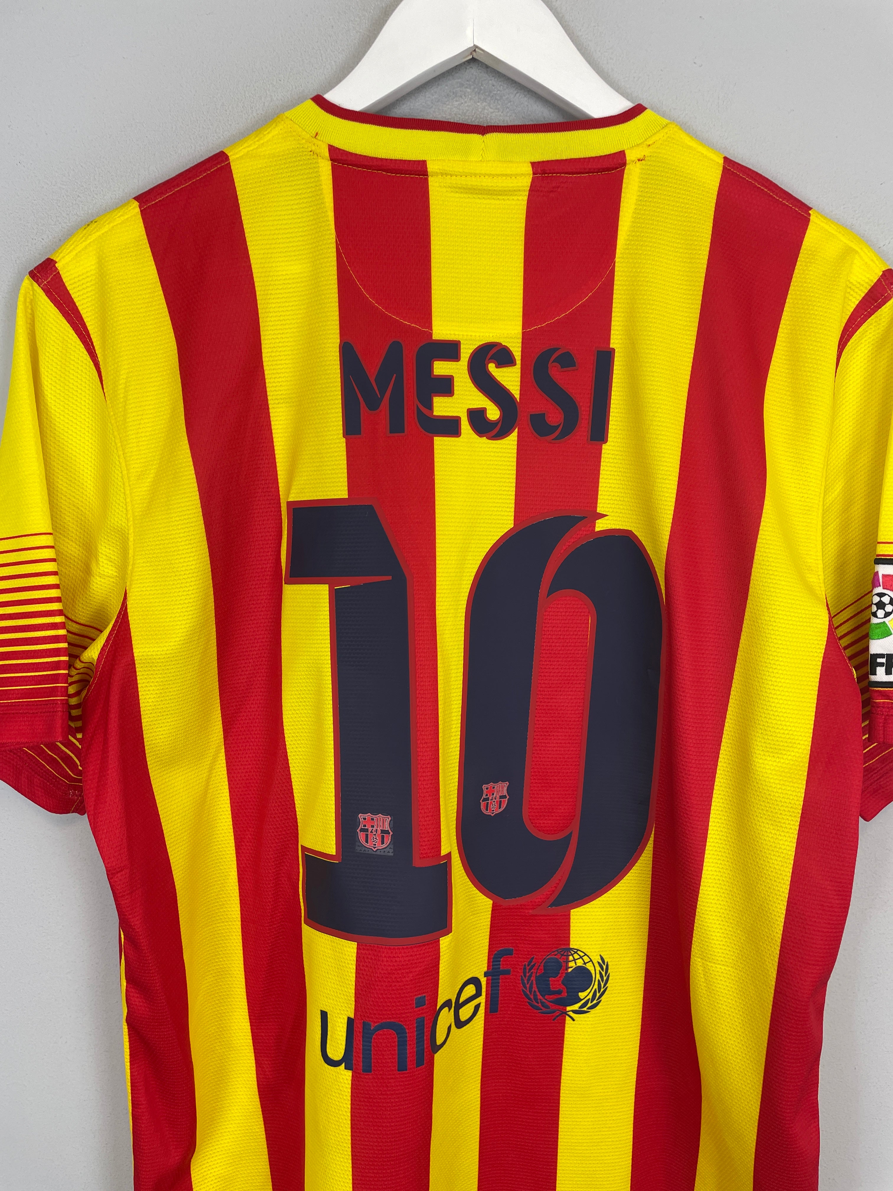 Shop 2013/14 BARCELONA MESSI #10 AWAY SHIRT (L) NIKE, classic football shirts, vintage football shirts & retro soccer jerseys at Cult Kits