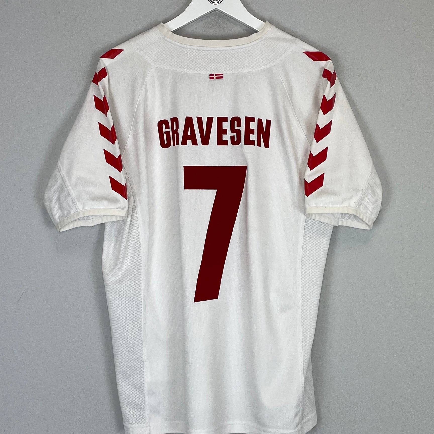 Shop 2003/04 DENMARK GRAVESON #7 AWAY SHIRT (M) HUMMEL, classic football shirts, vintage football shirts & retro soccer jerseys at Cult Kits