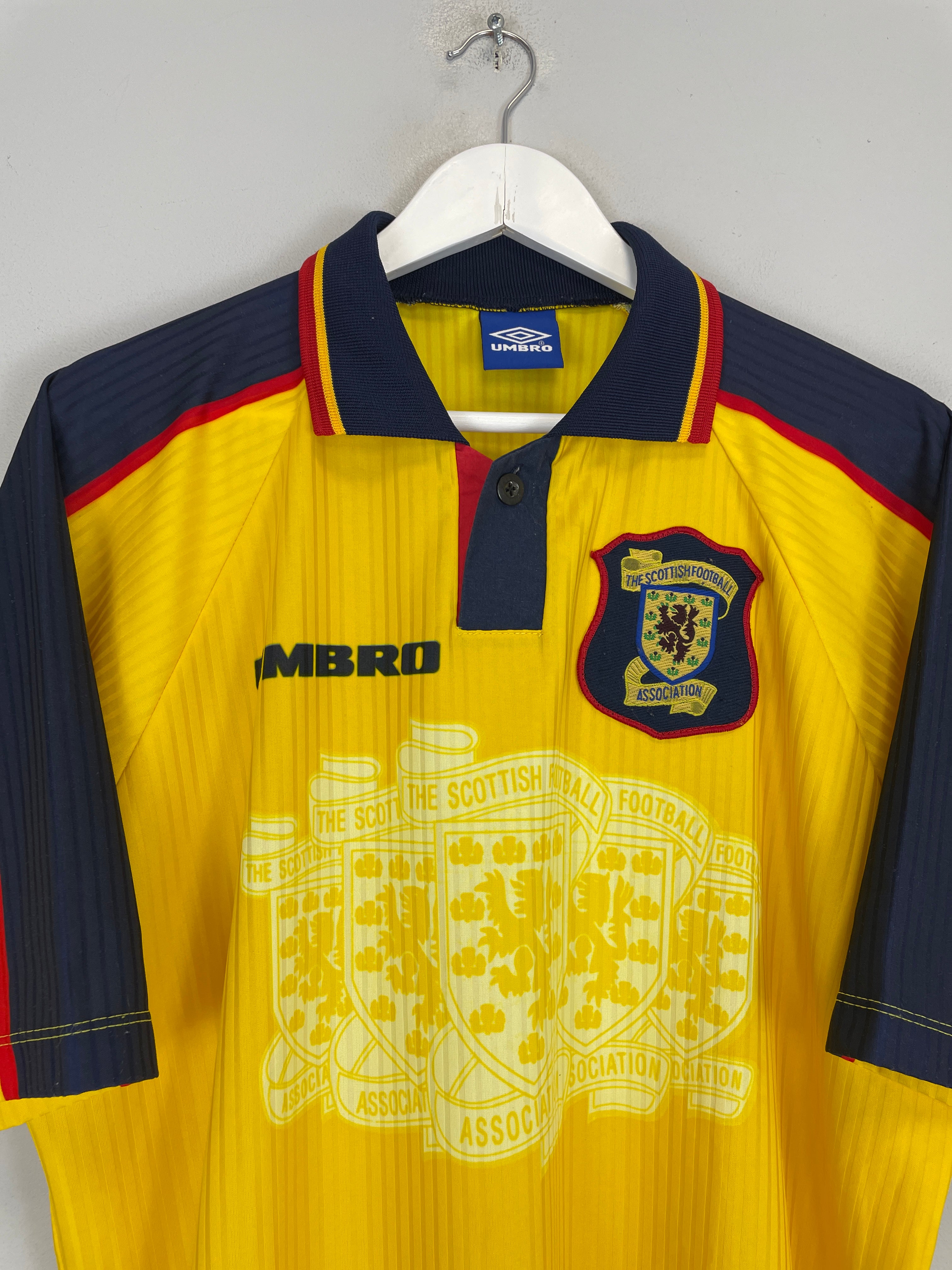 Shop 1996/99 SCOTLAND AWAY SHIRT (M) UMBRO, classic football shirts, vintage football shirts & retro soccer jerseys at Cult Kits