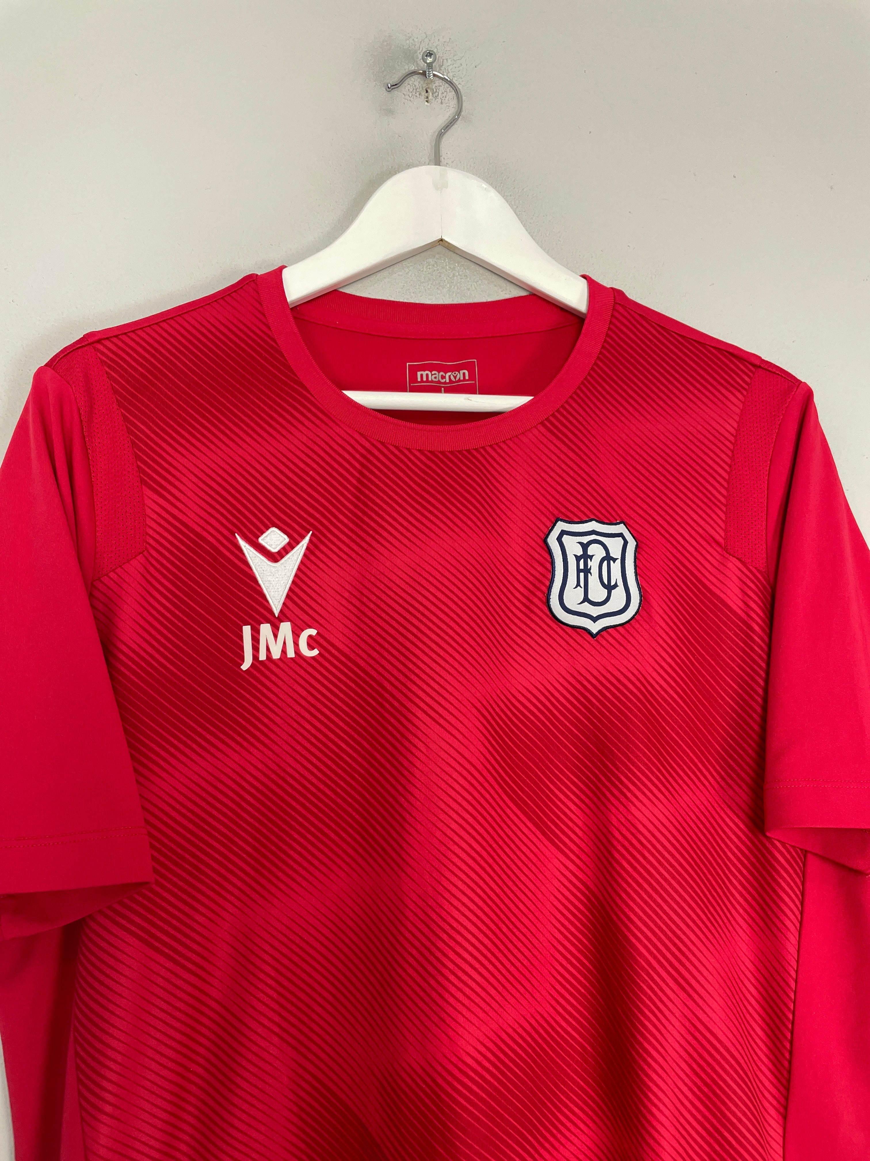 Shop 2020/21 DUNDEE FC *STAFF ISSUE* TRAINING SHIRT (L) MACRON, classic football shirts, vintage football shirts & retro soccer jerseys at Cult Kits
