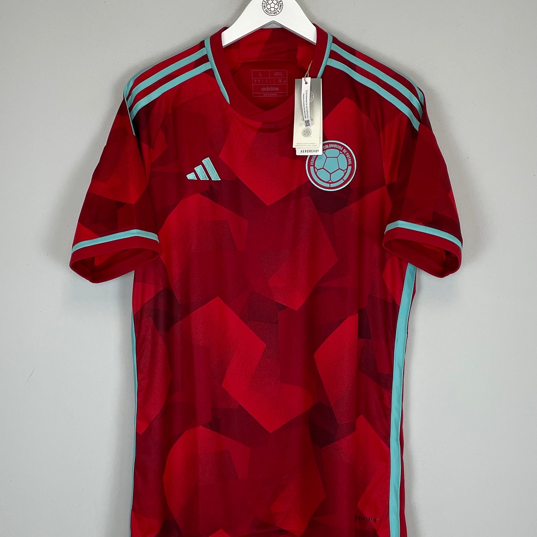 Shop 2022/23 COLOMBIA *BNWT* AWAY SHIRT (L) ADIDAS, classic football shirts, vintage football shirts & retro soccer jerseys at Cult Kits