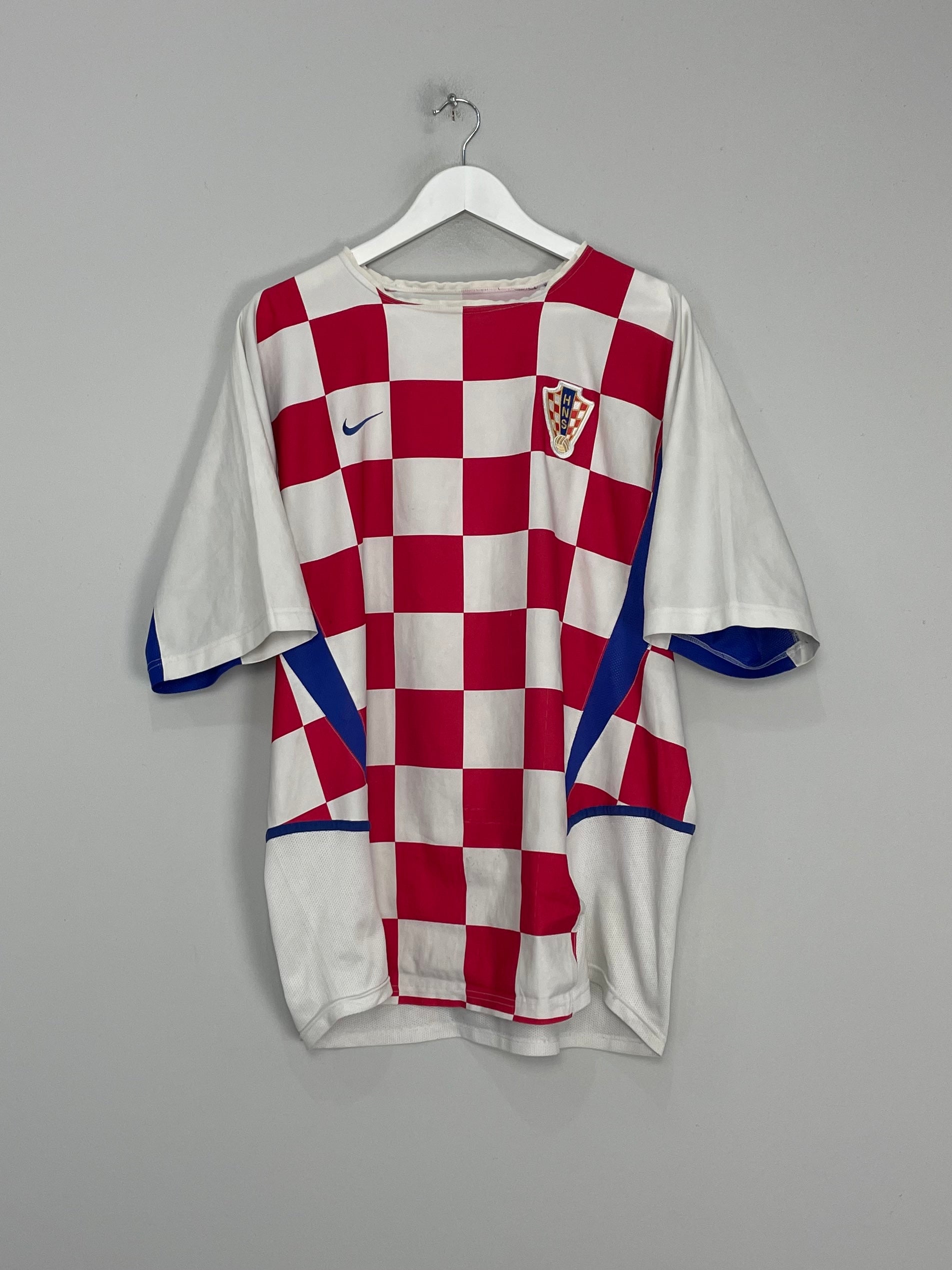 Shop 2002/04 CROATIA HOME SHIRT (XL) NIKE, classic football shirts, vintage football shirts & retro soccer jerseys at Cult Kits