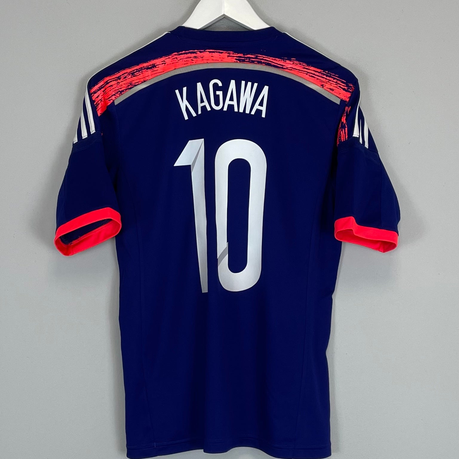 Shop 2013/14 JAPAN KAGAWA #10 HOME SHIRT (S) ADIDAS, classic football shirts, vintage football shirts & retro soccer jerseys at Cult Kits
