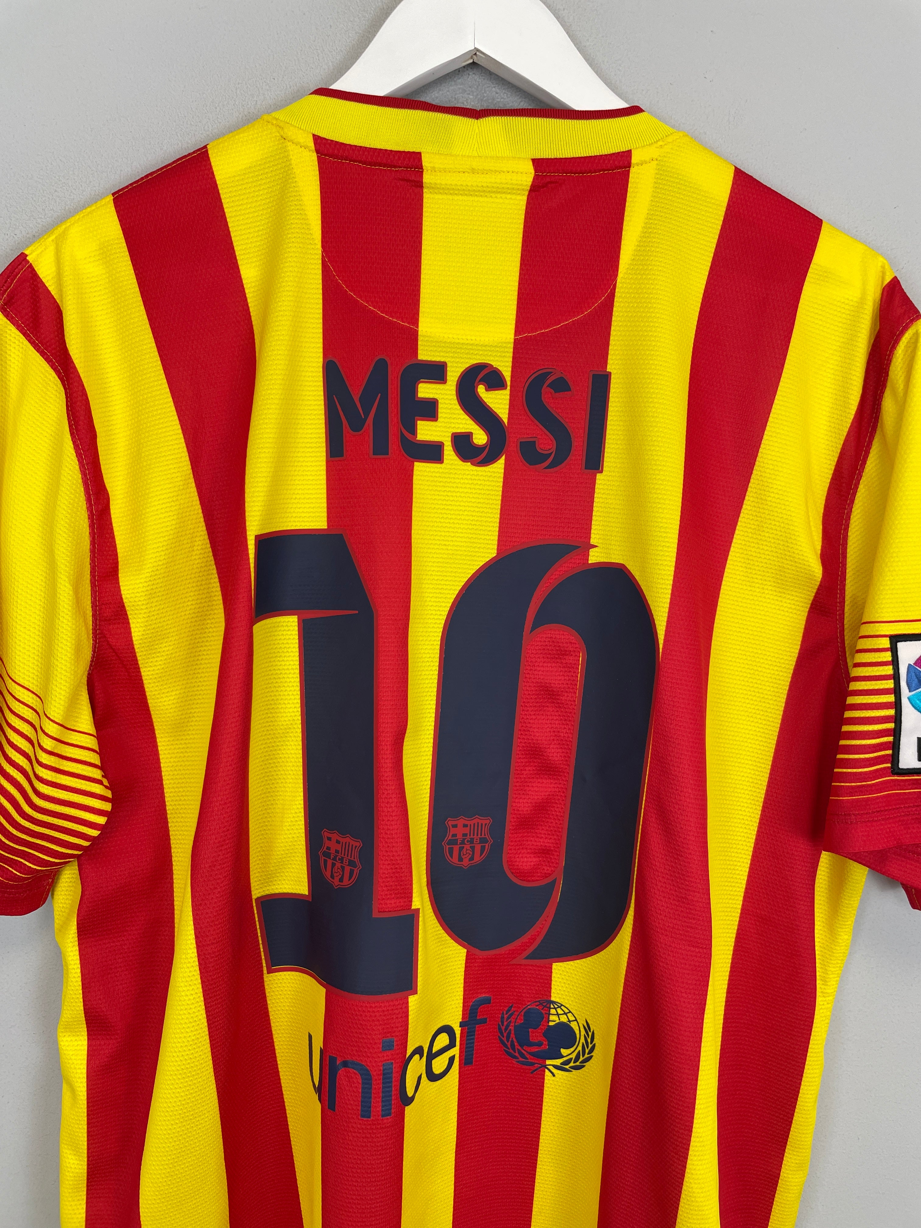Shop 2013/14 BARCELONA MESSI #10 AWAY SHIRT (L) NIKE, classic football shirts, vintage football shirts & retro soccer jerseys at Cult Kits