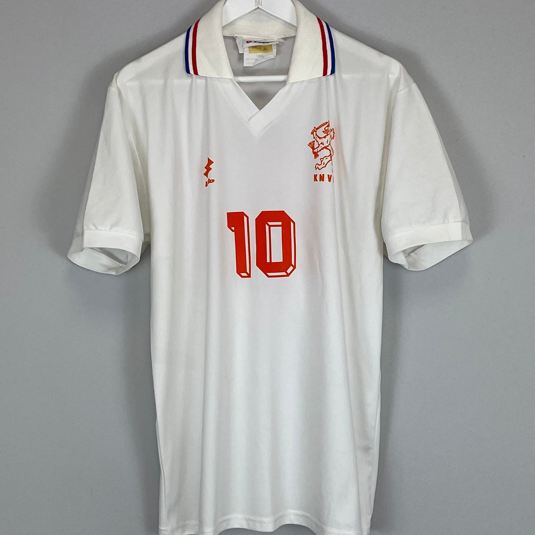 Shop 1992/94 NETHERLANDS #10 AWAY SHIRT (L) LOTTO, classic football shirts, vintage football shirts & retro soccer jerseys at Cult Kits