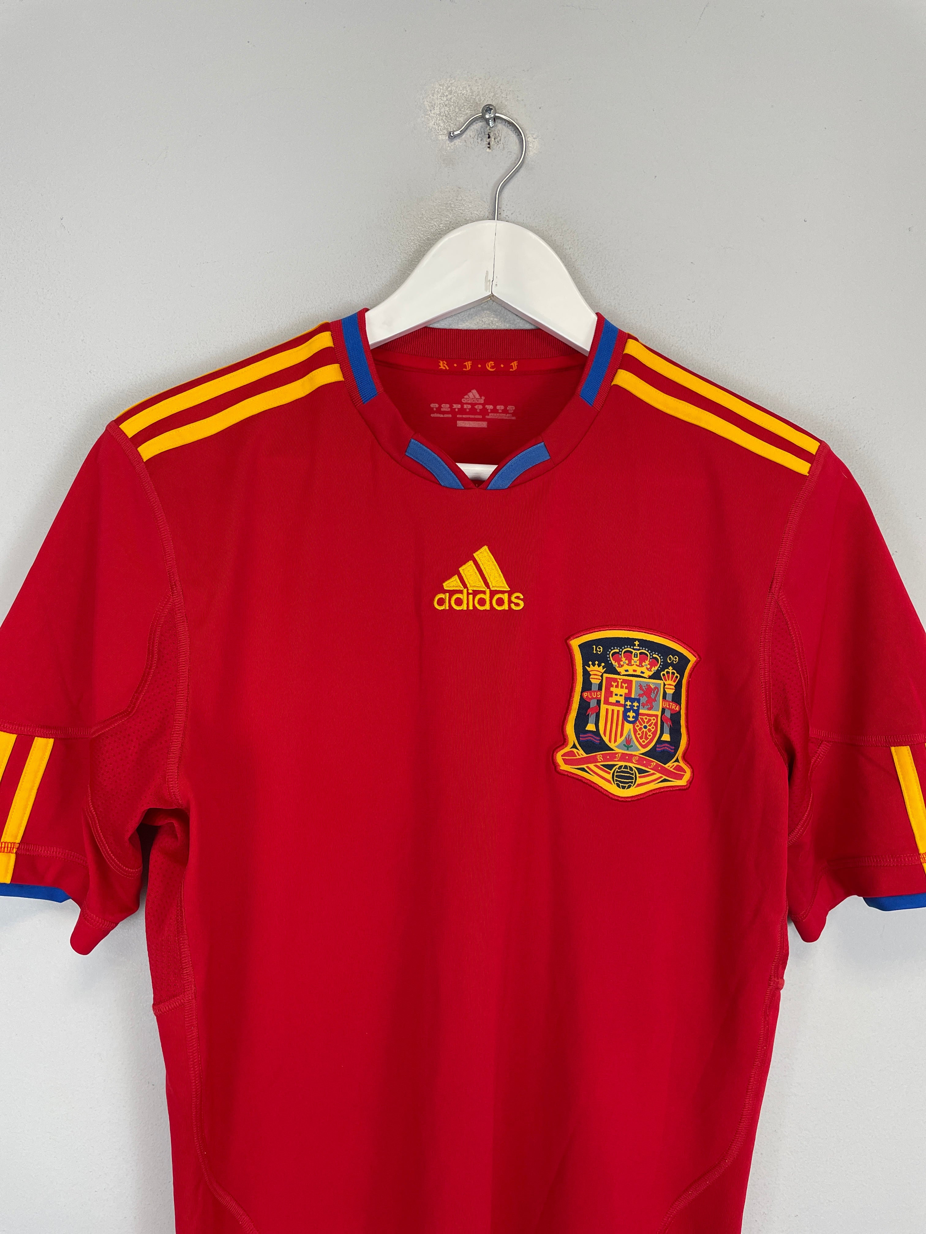 Shop 2009/10 SPAIN HOME SHIRT (S) ADIDAS, classic football shirts, vintage football shirts & retro soccer jerseys at Cult Kits