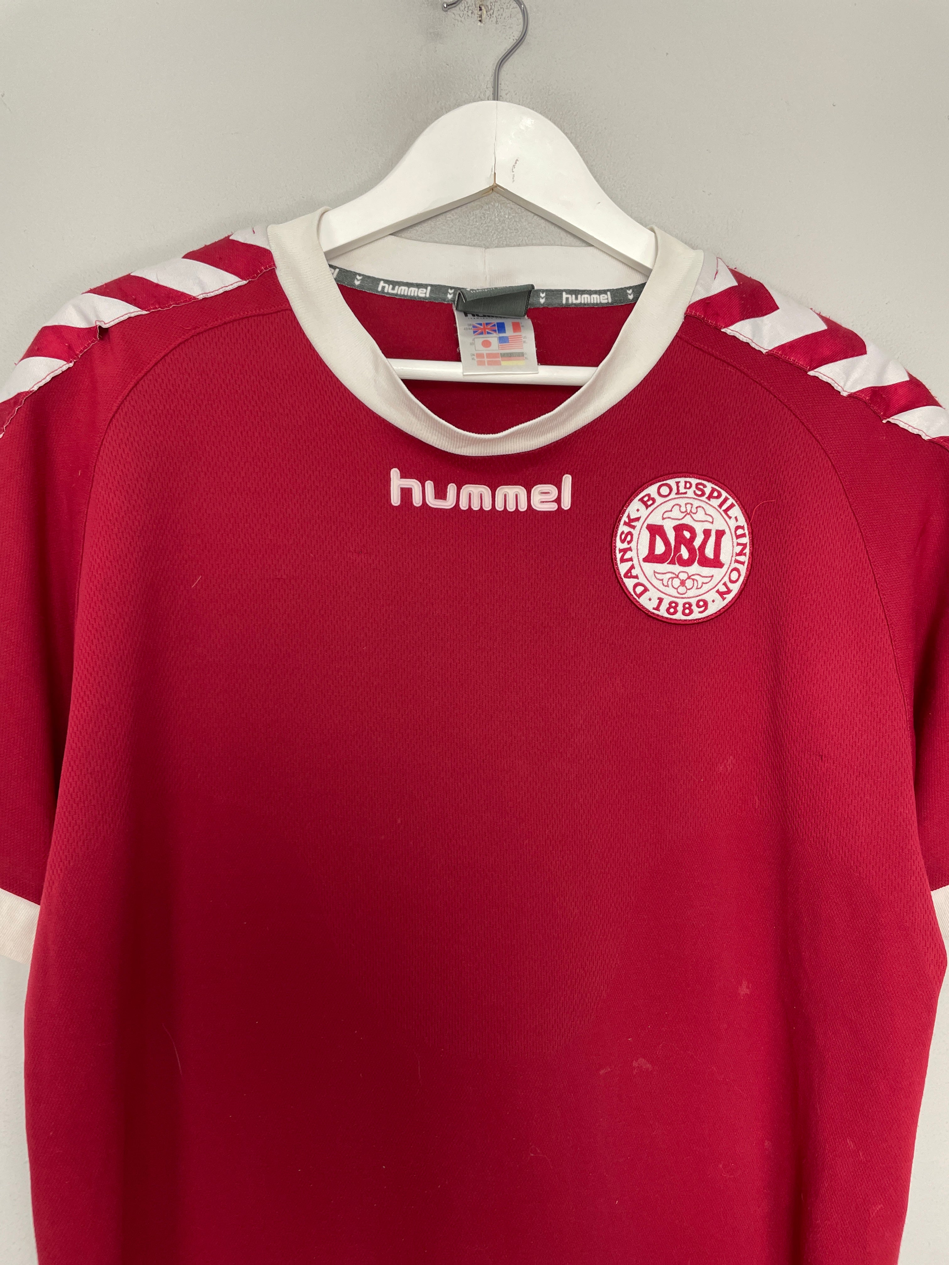 Shop 2002/03 DENMARK HOME SHIRT (L) HUMMEL, classic football shirts, vintage football shirts & retro soccer jerseys at Cult Kits