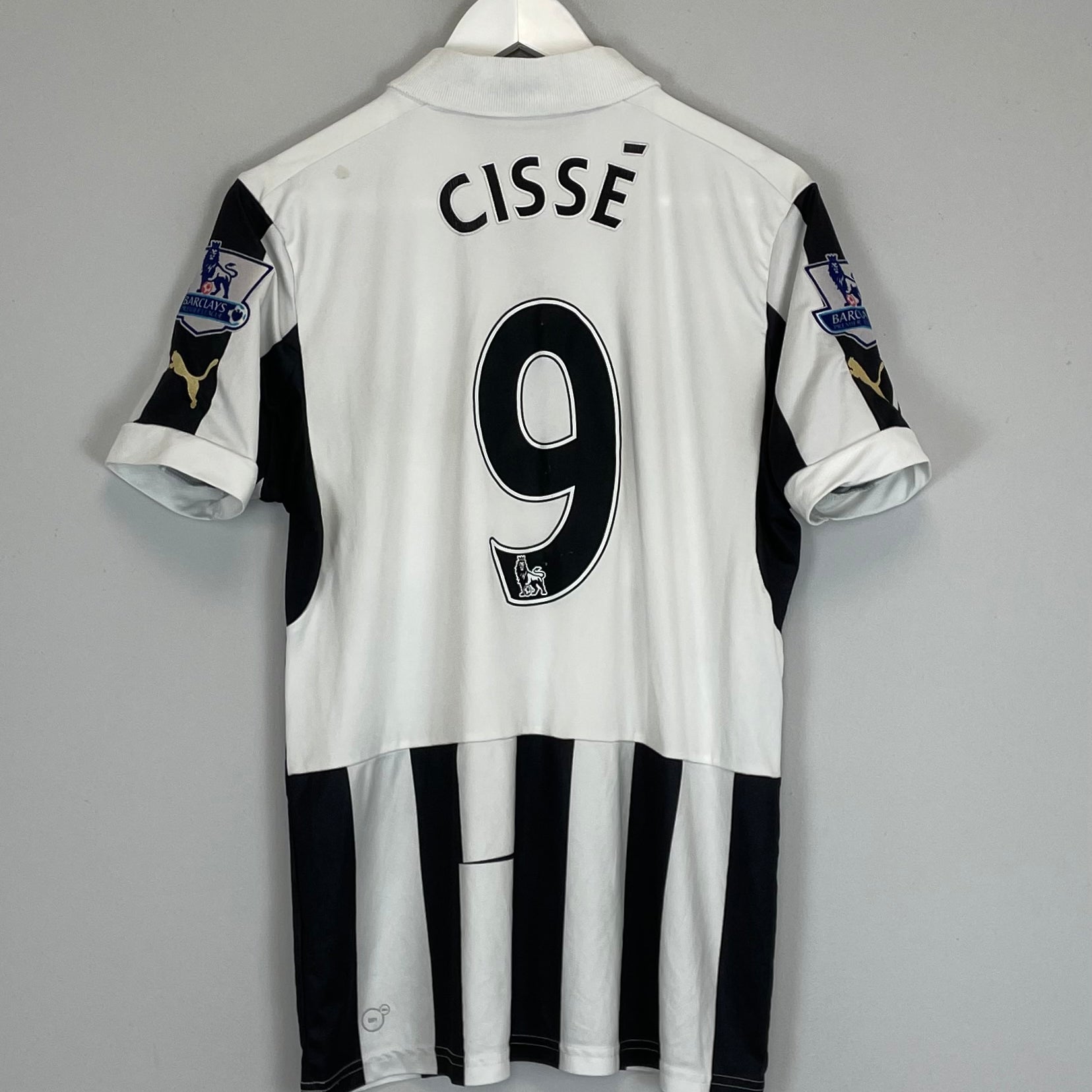 Shop 2012/13 NEWCASTLE UNITED CISSE #9 HOME SHIRT (M) PUMA, classic football shirts, vintage football shirts & retro soccer jerseys at Cult Kits