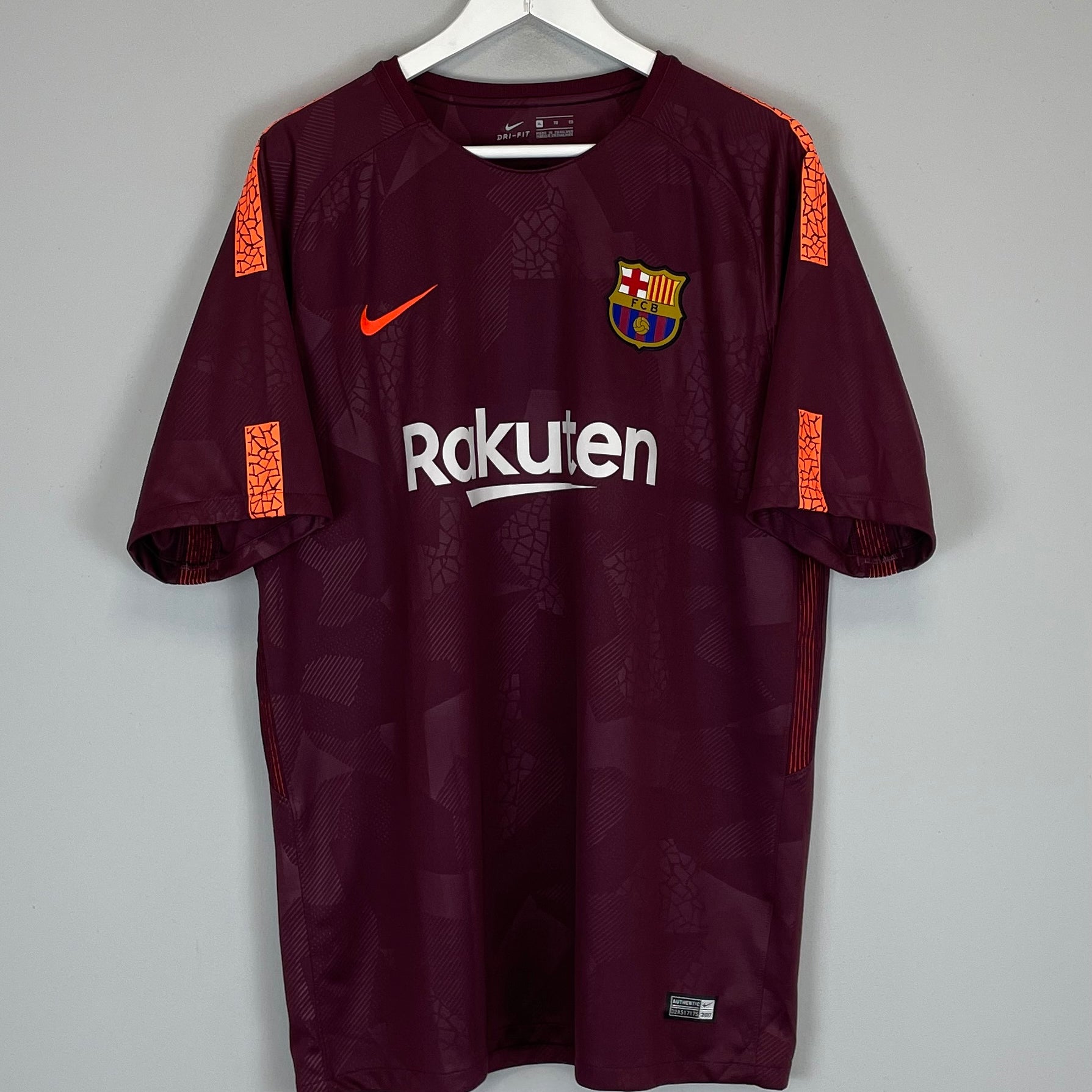 Shop 2017/18 BARCELONA THIRD SHIRT (XL) NIKE, classic football shirts, vintage football shirts & retro soccer jerseys at Cult Kits