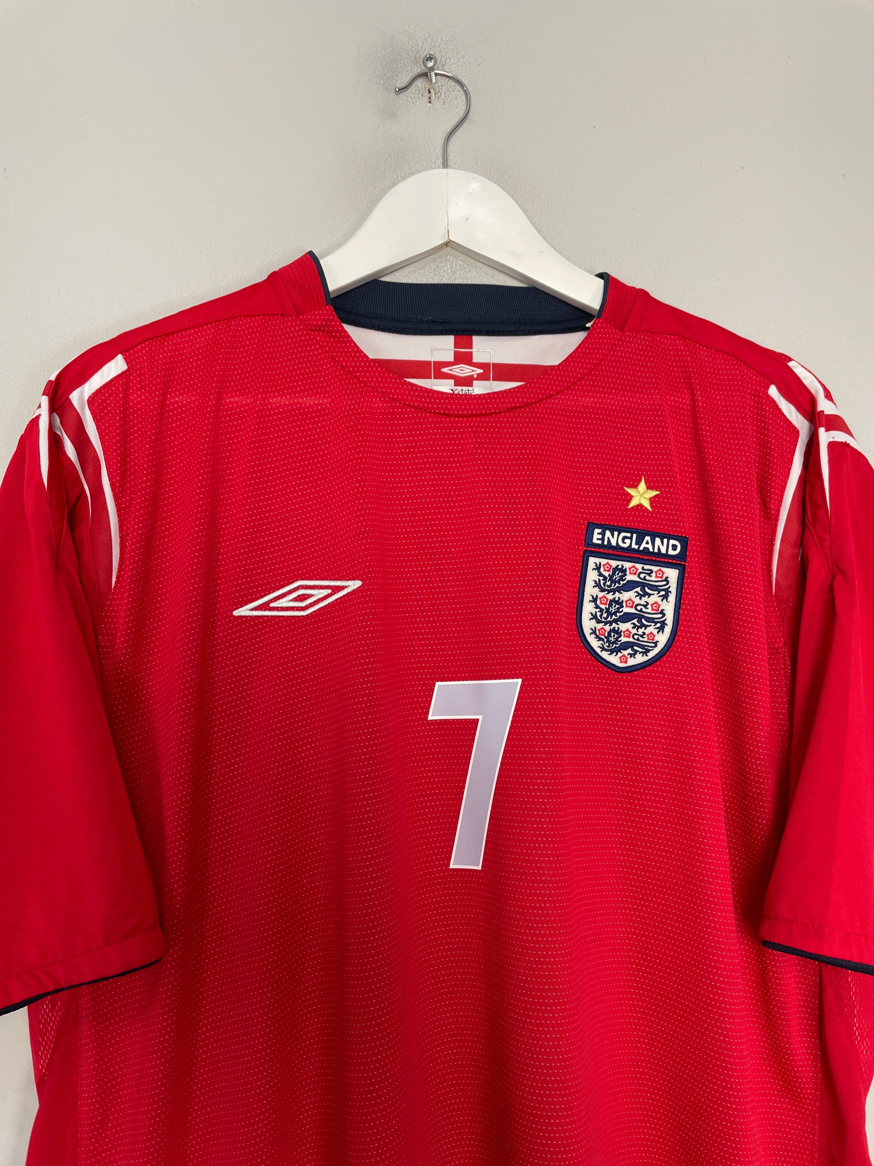 Shop 2004/06 ENGLAND BECKHAM #7 AWAY SHIRT (XXL) UMBRO, classic football shirts, vintage football shirts & retro soccer jerseys at Cult Kits