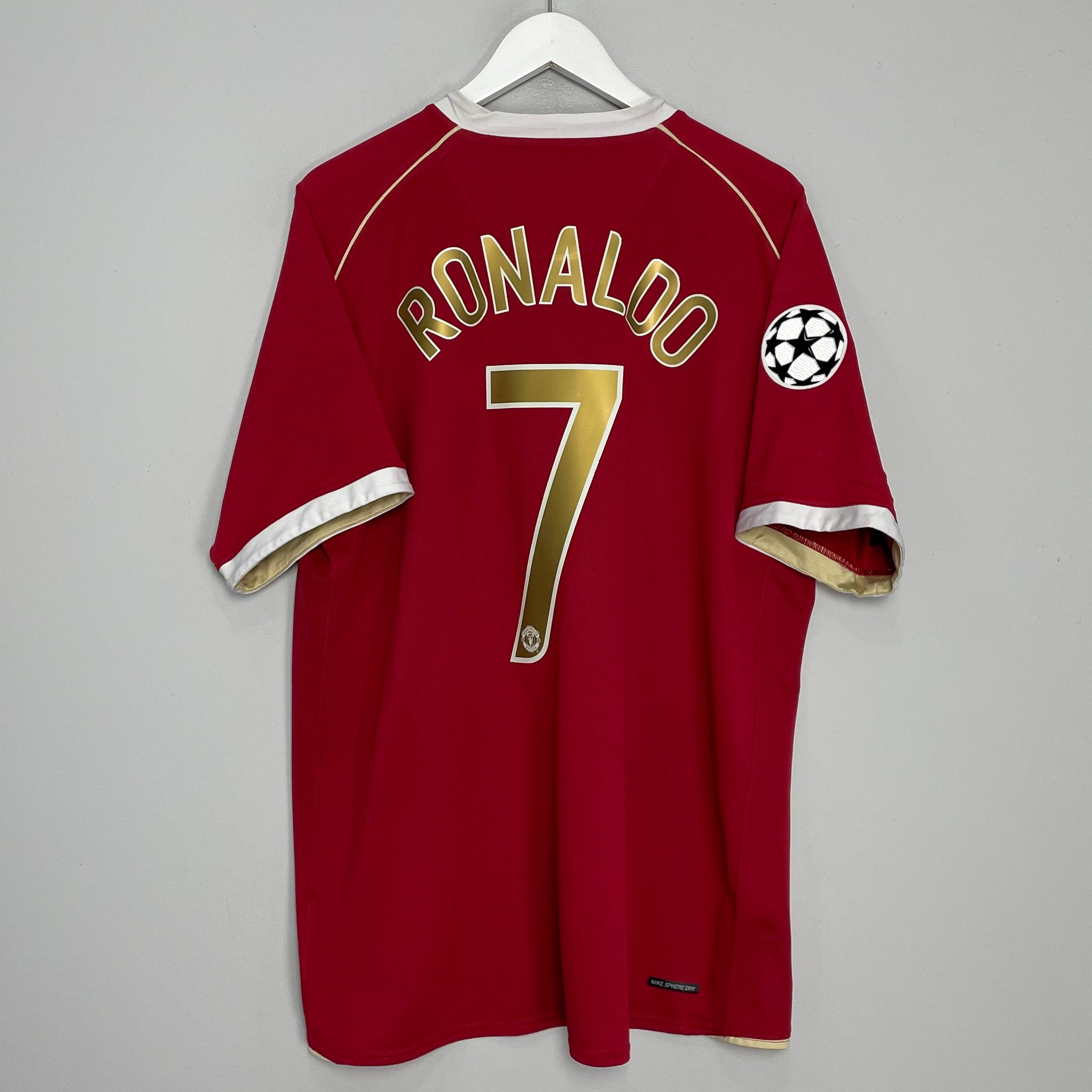Shop 2006/07 MANCHESTER UNITED RONALDO #7 C/L HOME SHIRT (XXL) NIKE, classic football shirts, vintage football shirts & retro soccer jerseys at Cult Kits