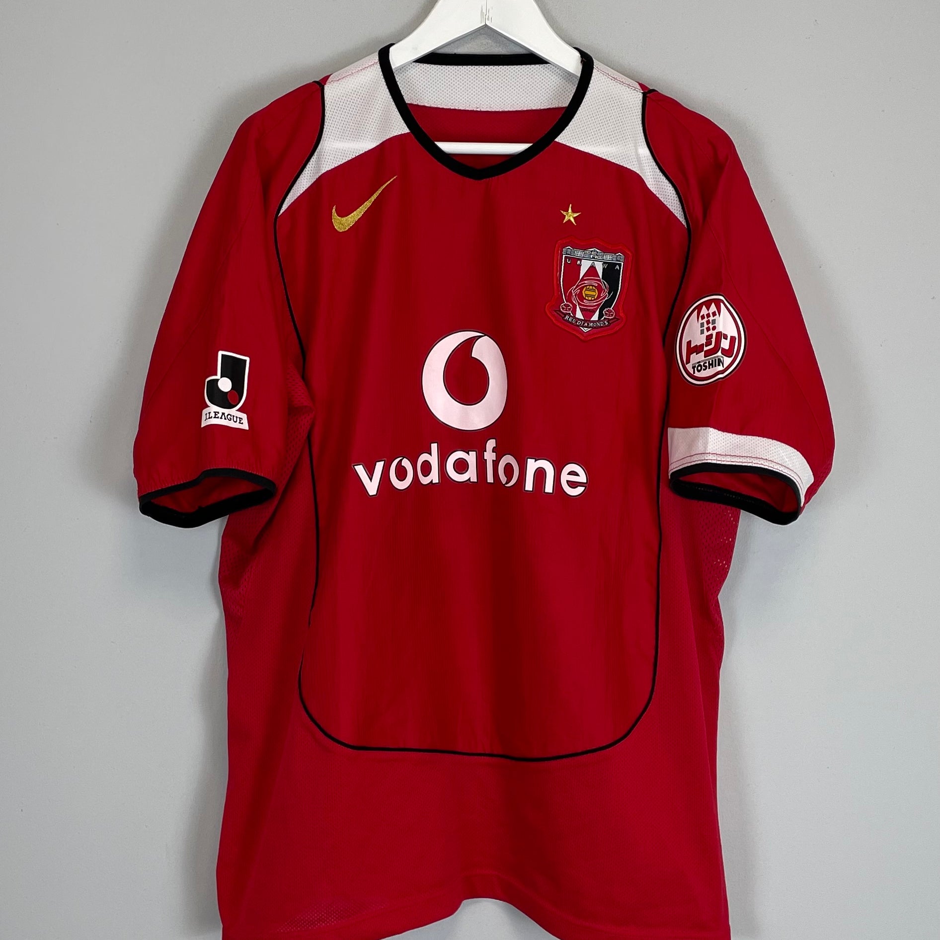 Shop 2006 URAWA RED DIAMONDS HOME SHIRT (XL) NIKE, classic football shirts, vintage football shirts & retro soccer jerseys at Cult Kits