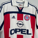 Shop 2000/01 BAYERN MUNICH AWAY SHIRT (M) ADIDAS, classic football shirts, vintage football shirts & retro soccer jerseys at Cult Kits