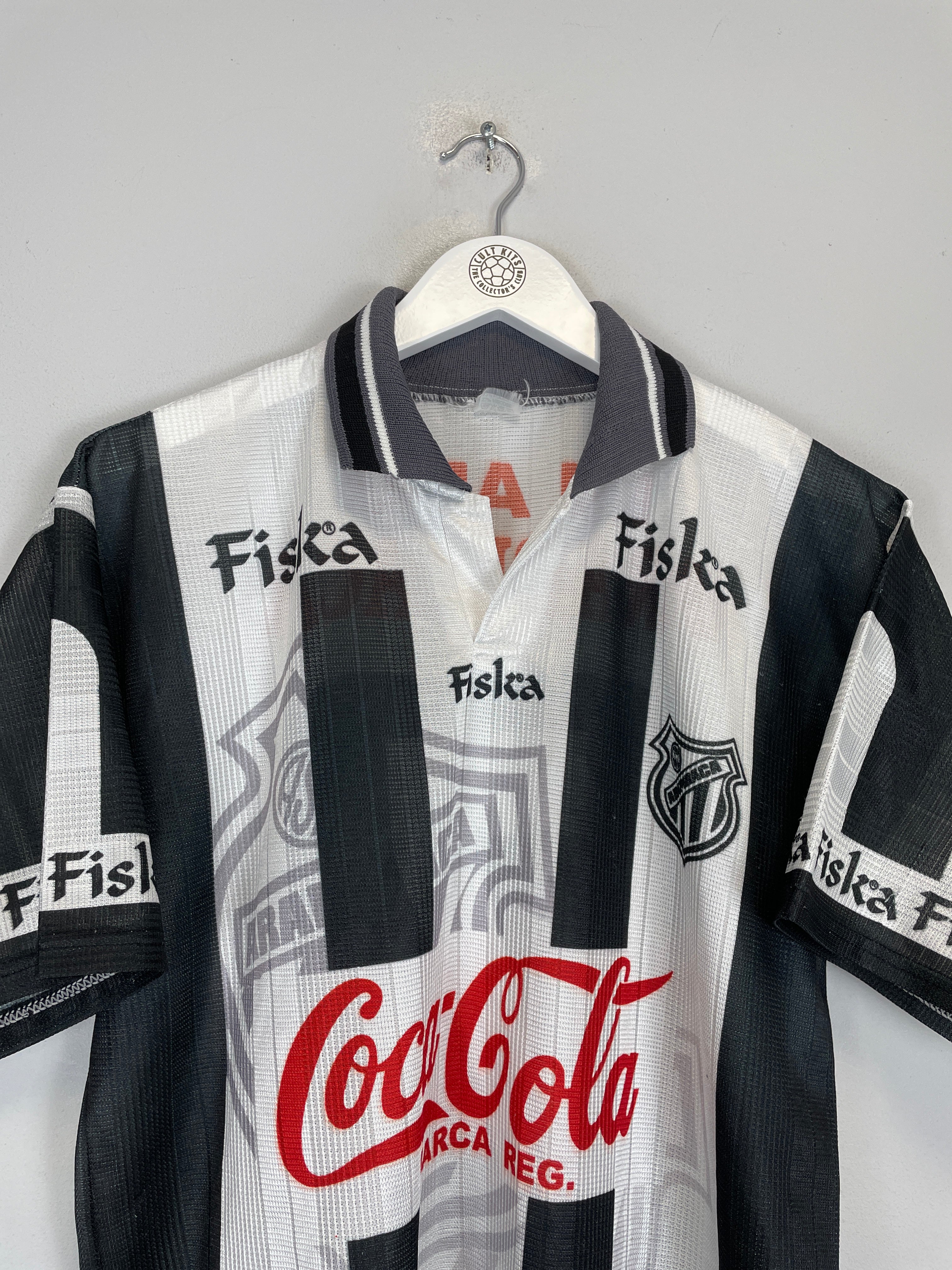 Shop 1994 ARAPIRAQUENSE #7 HOME SHIRT (S) FISKA, classic football shirts, vintage football shirts & retro soccer jerseys at Cult Kits